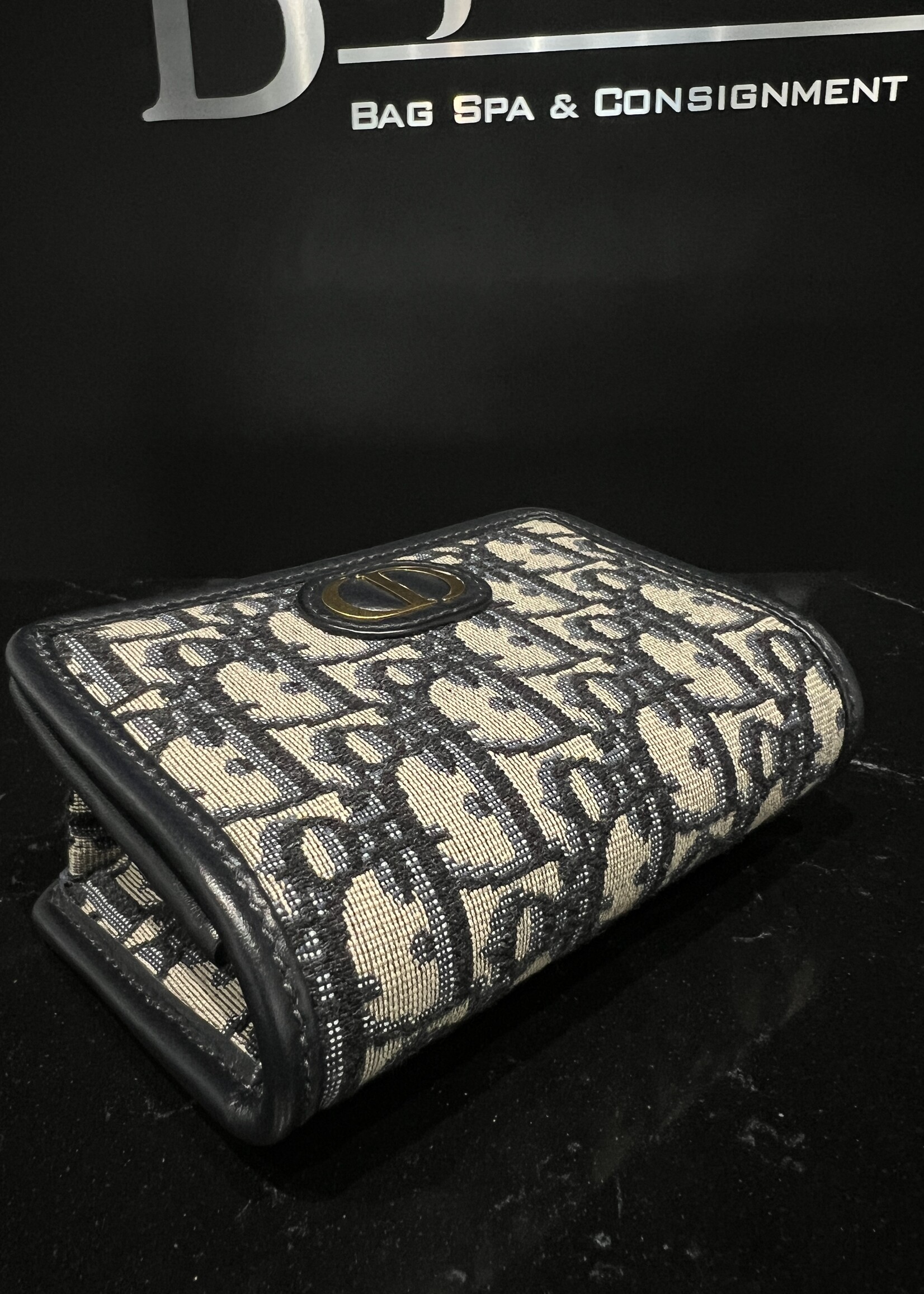 Christian Dior SOLD- Christian Dior Montaigne 30 Nano Chain Pouch