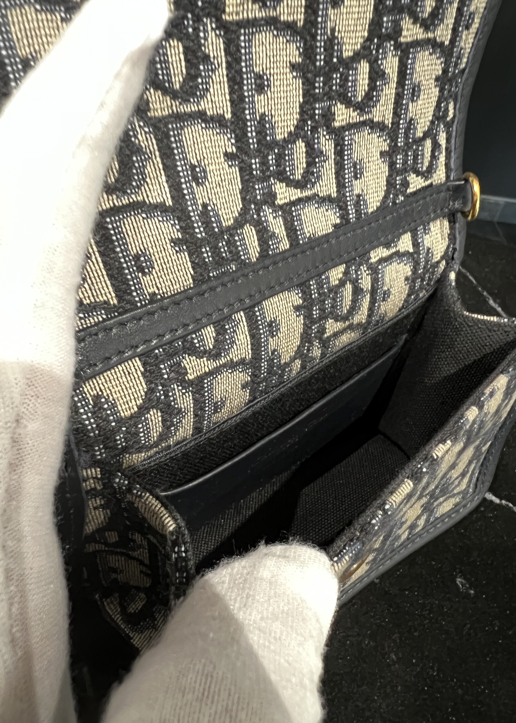 Christian Dior SOLD- Christian Dior Montaigne 30 Nano Chain Pouch