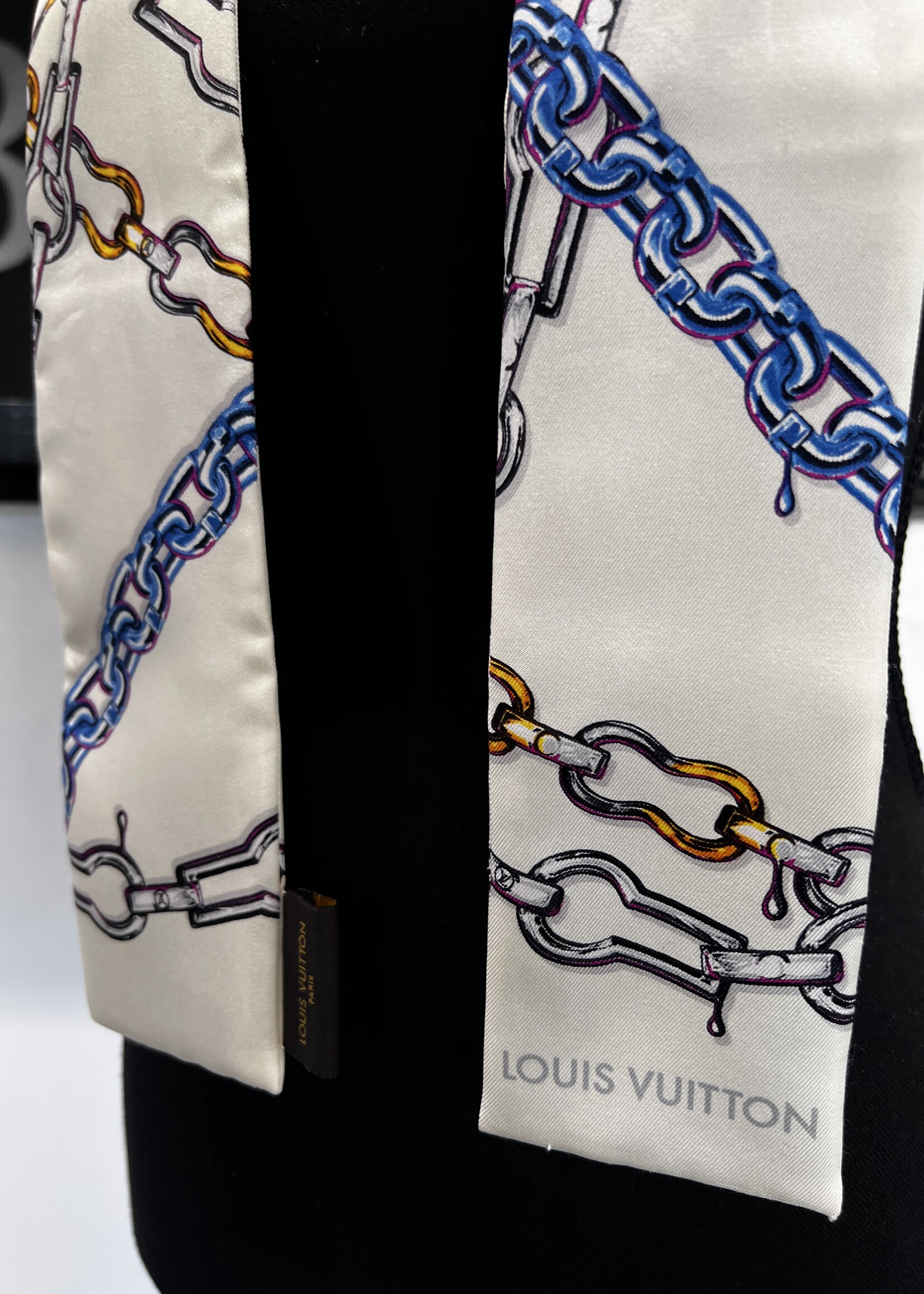 Louis Vuitton Louis Vuitton Monogram Chain Bandeau White