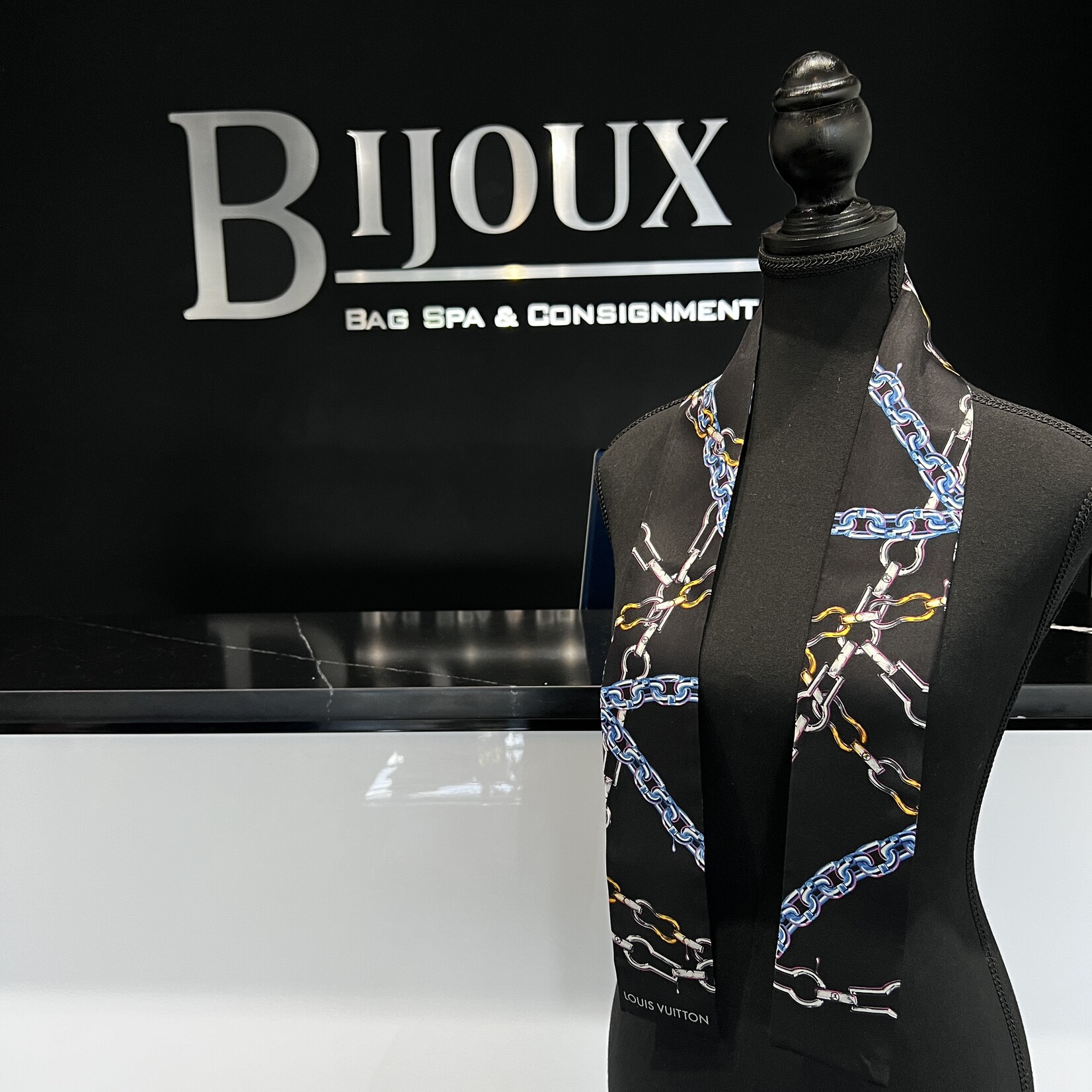 Louis Vuitton SOLD - Louis Vuitton Monogram Chain Bandeau Black