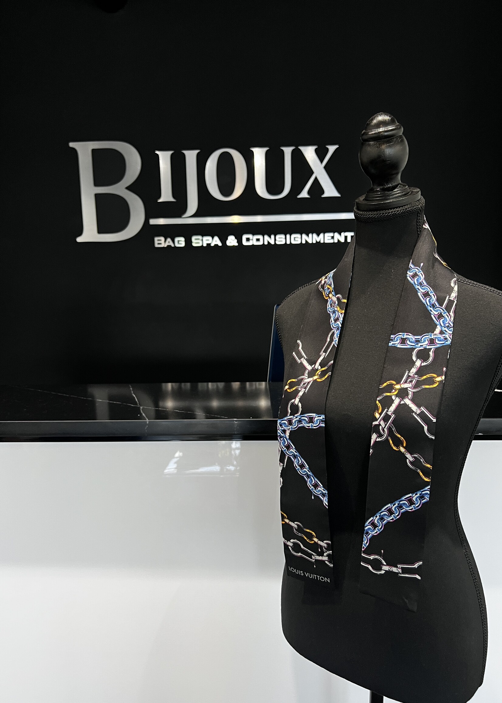 Louis Vuitton SOLD - Louis Vuitton Monogram Chain Bandeau Black