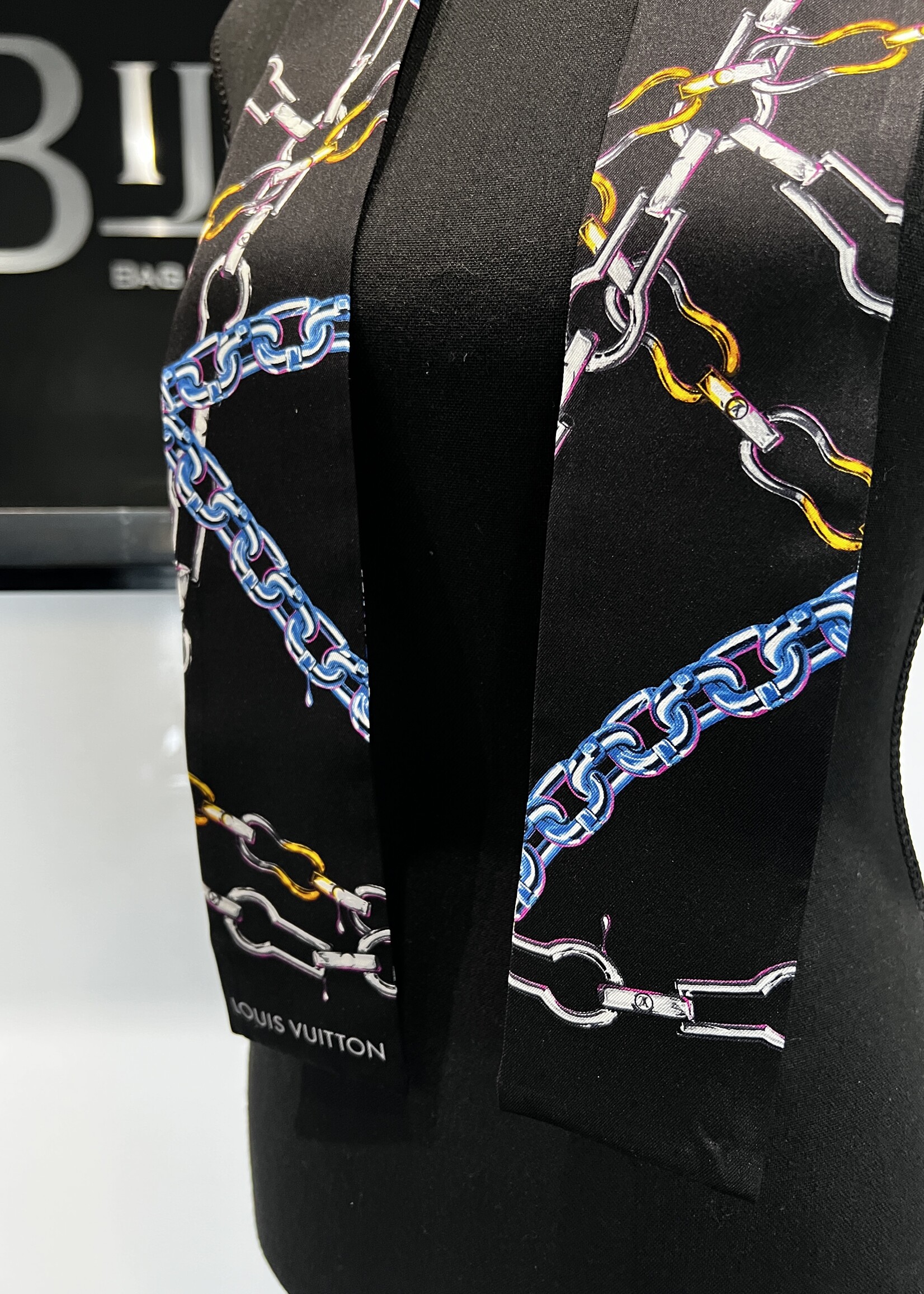 Louis Vuitton SOLD - Louis Vuitton Monogram Chain Bandeau Black