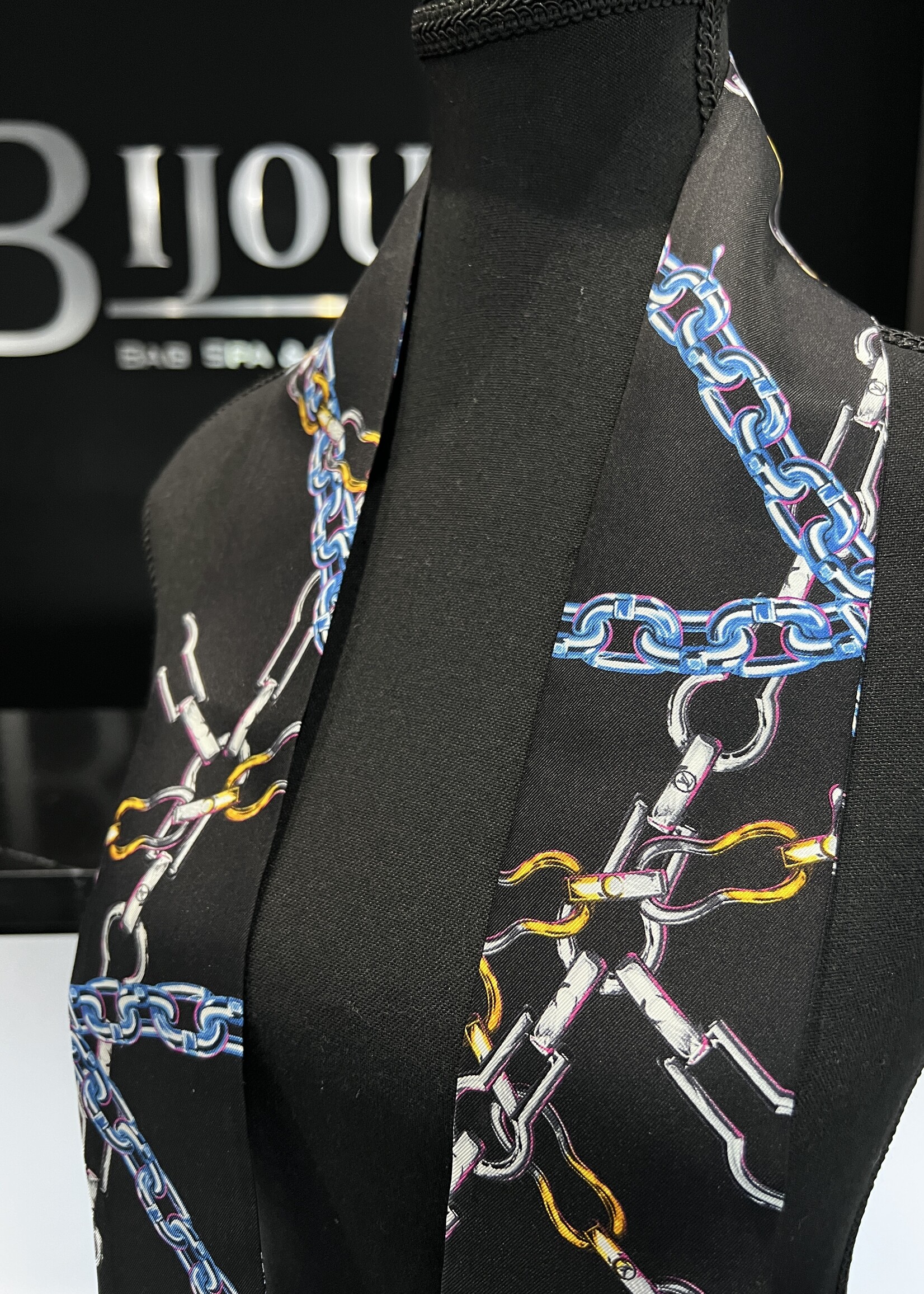 Louis Vuitton SOLD - Louis Vuitton Monogram Chain Bandeau Black