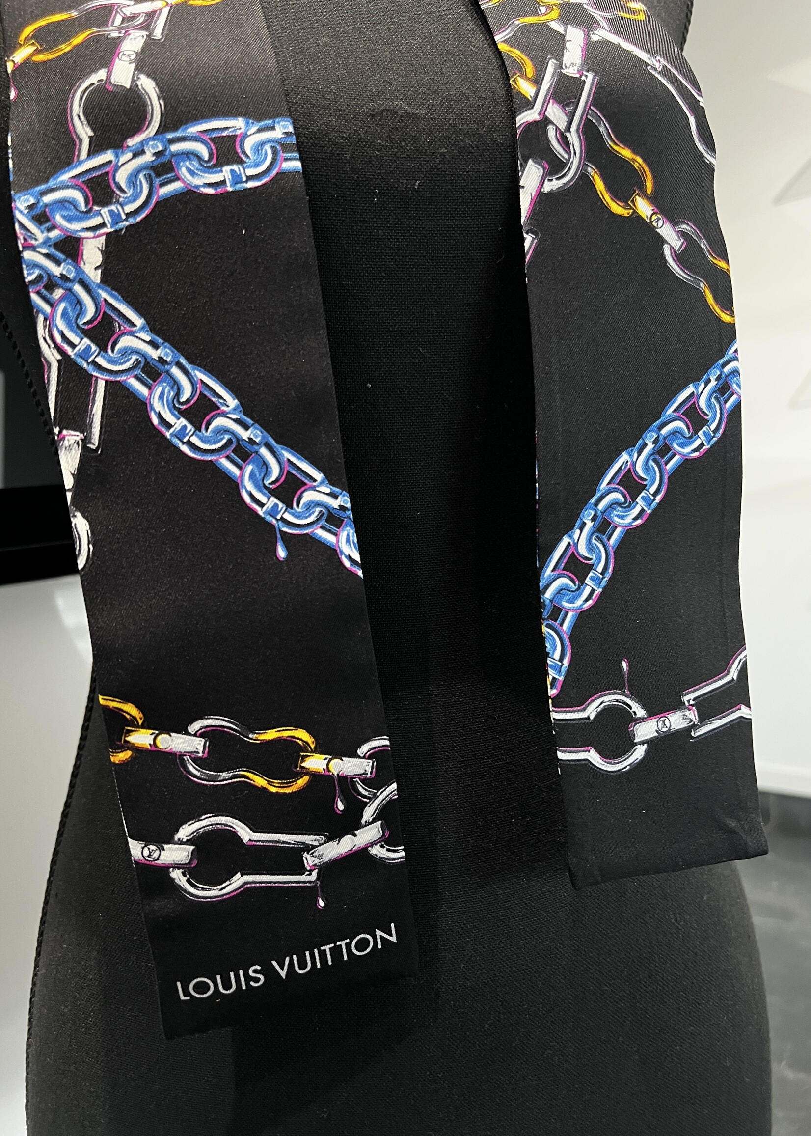 Louis Vuitton SOLD - Louis Vuitton Monogram Chain Bandeau Black