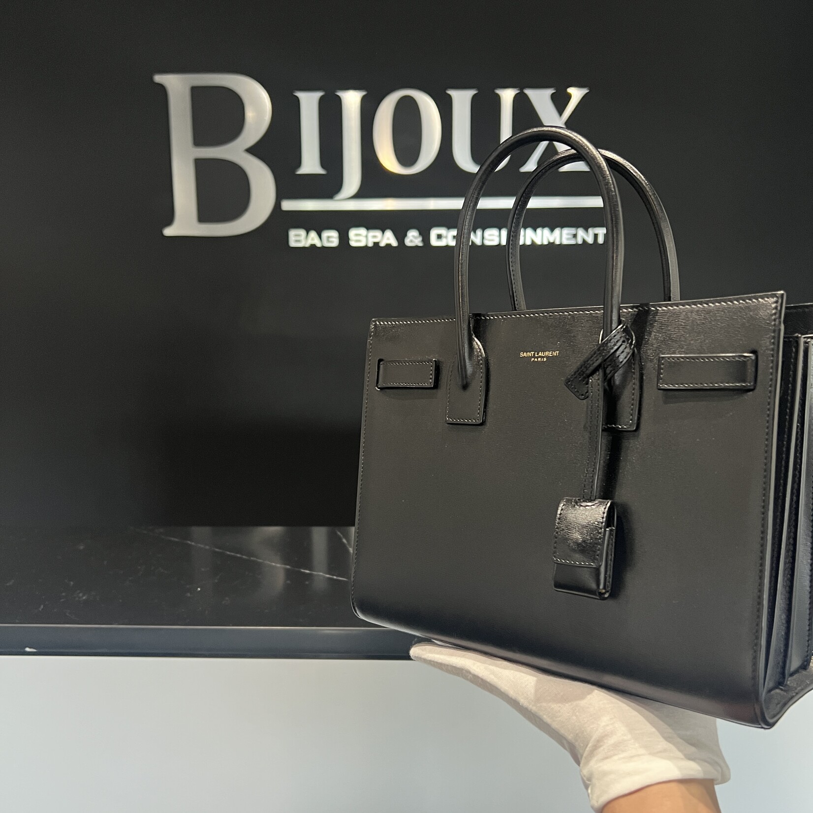 Saint Laurent SOLD - Saint Laurent Sac De Jour Baby Black