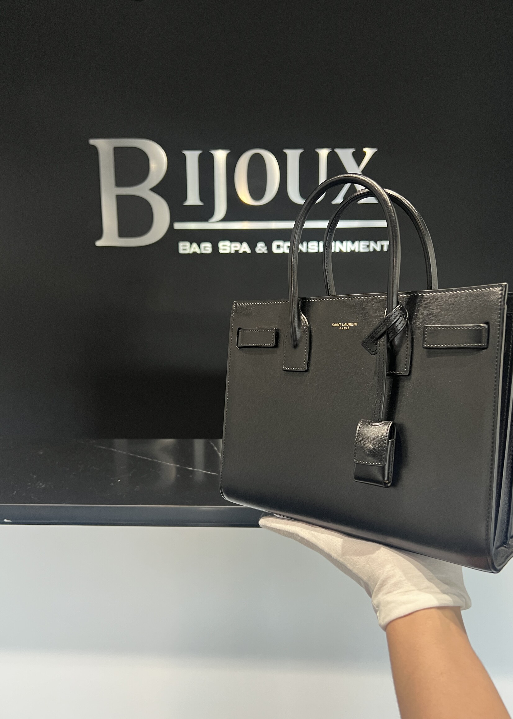 Saint Laurent SOLD - Saint Laurent Sac De Jour Baby Black