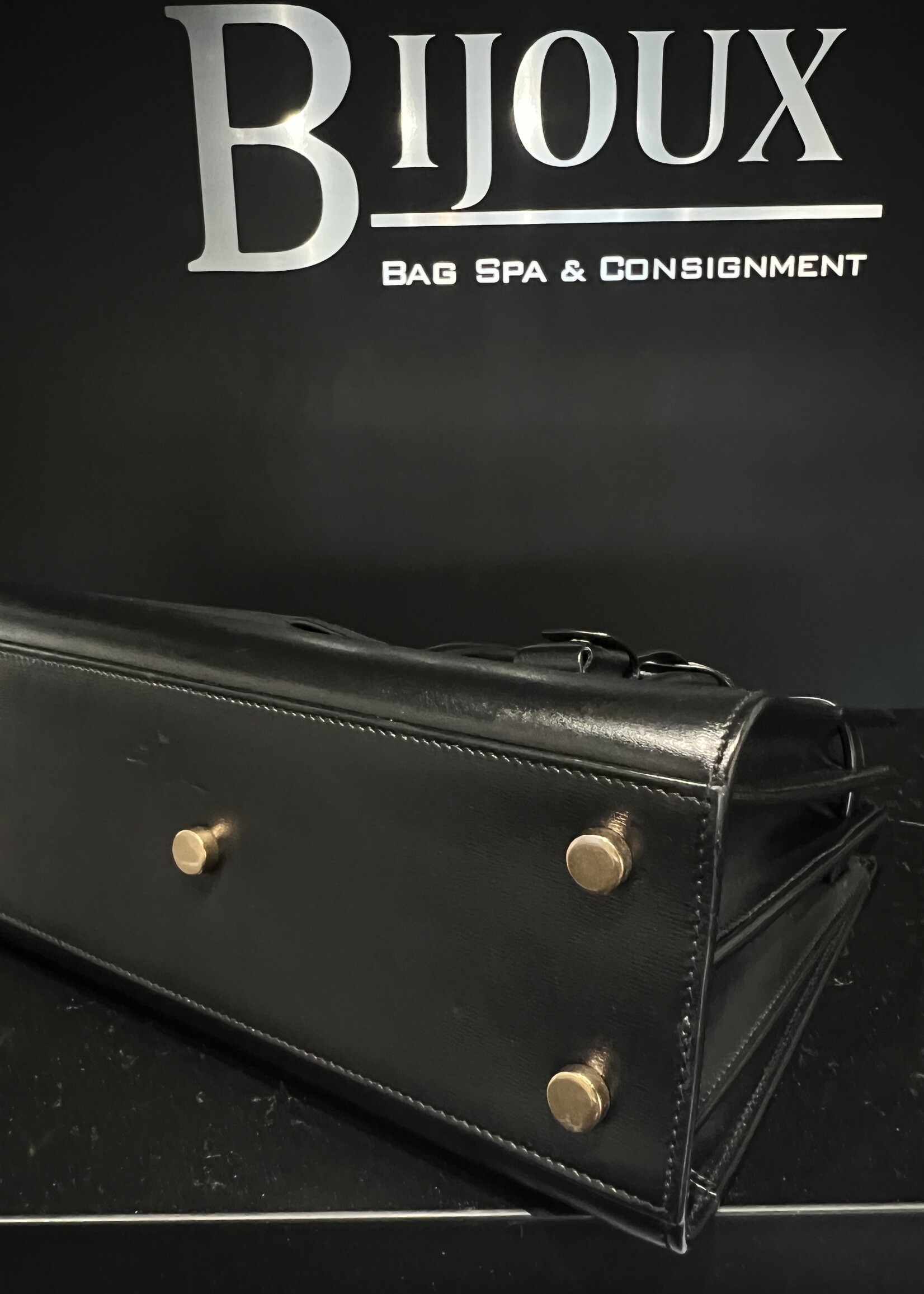 Saint Laurent SOLD - Saint Laurent Sac De Jour Baby Black