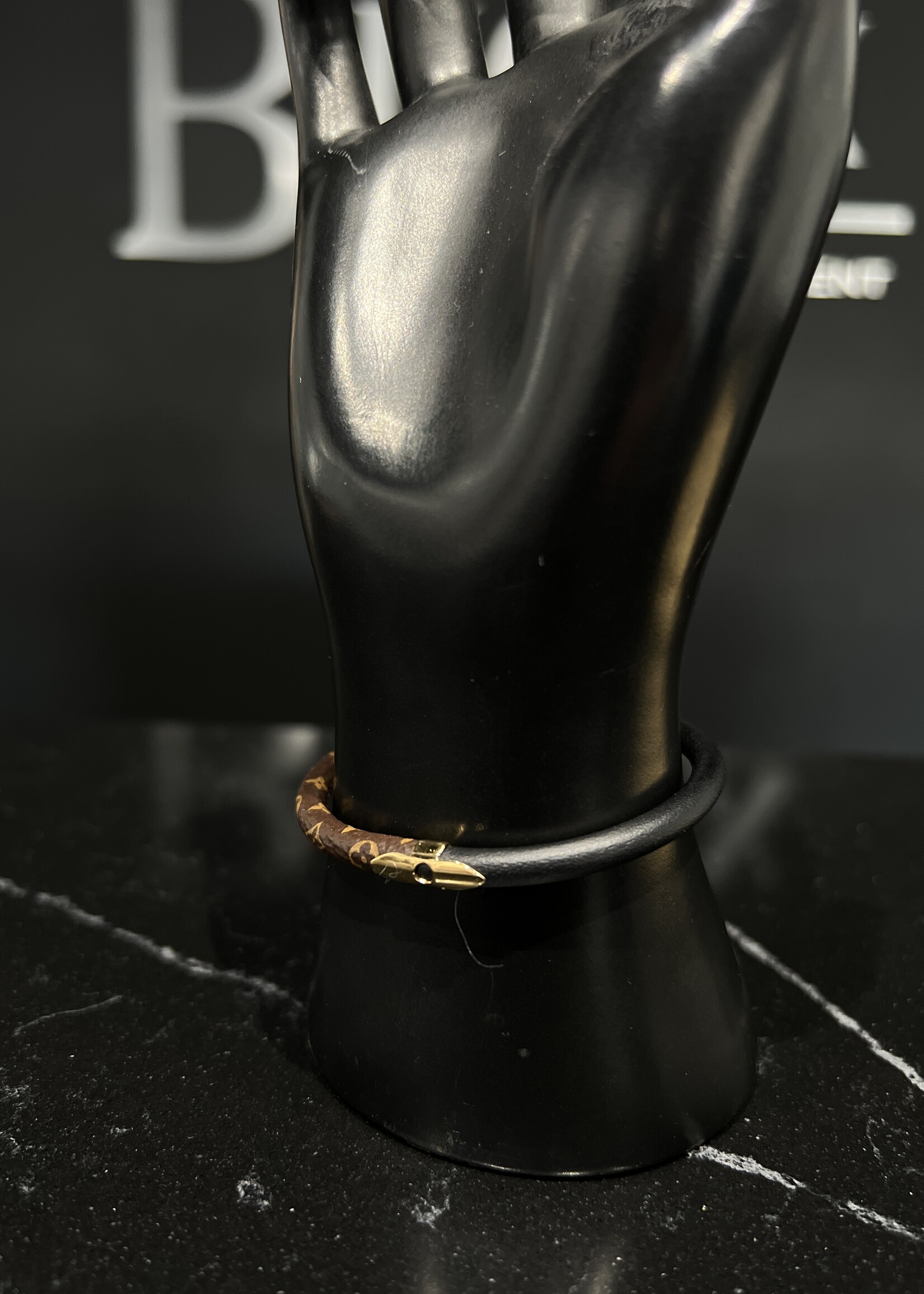 Louis Vuitton Louis Vuitton Daily Confidential Bracelet