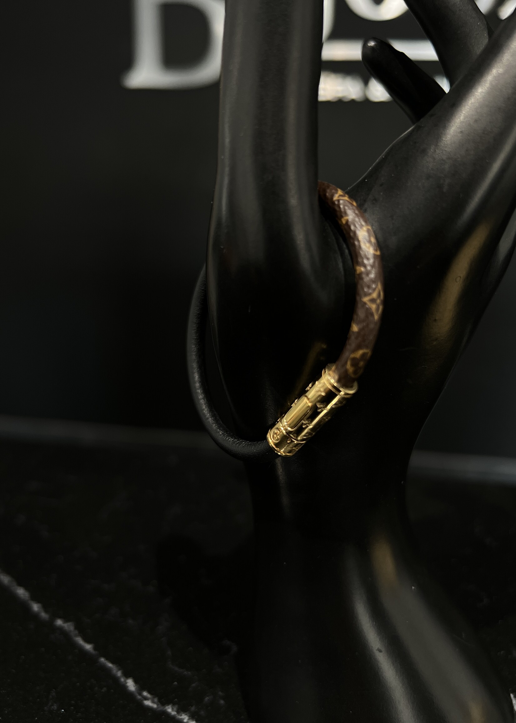 Louis Vuitton Louis Vuitton Daily Confidential Bracelet