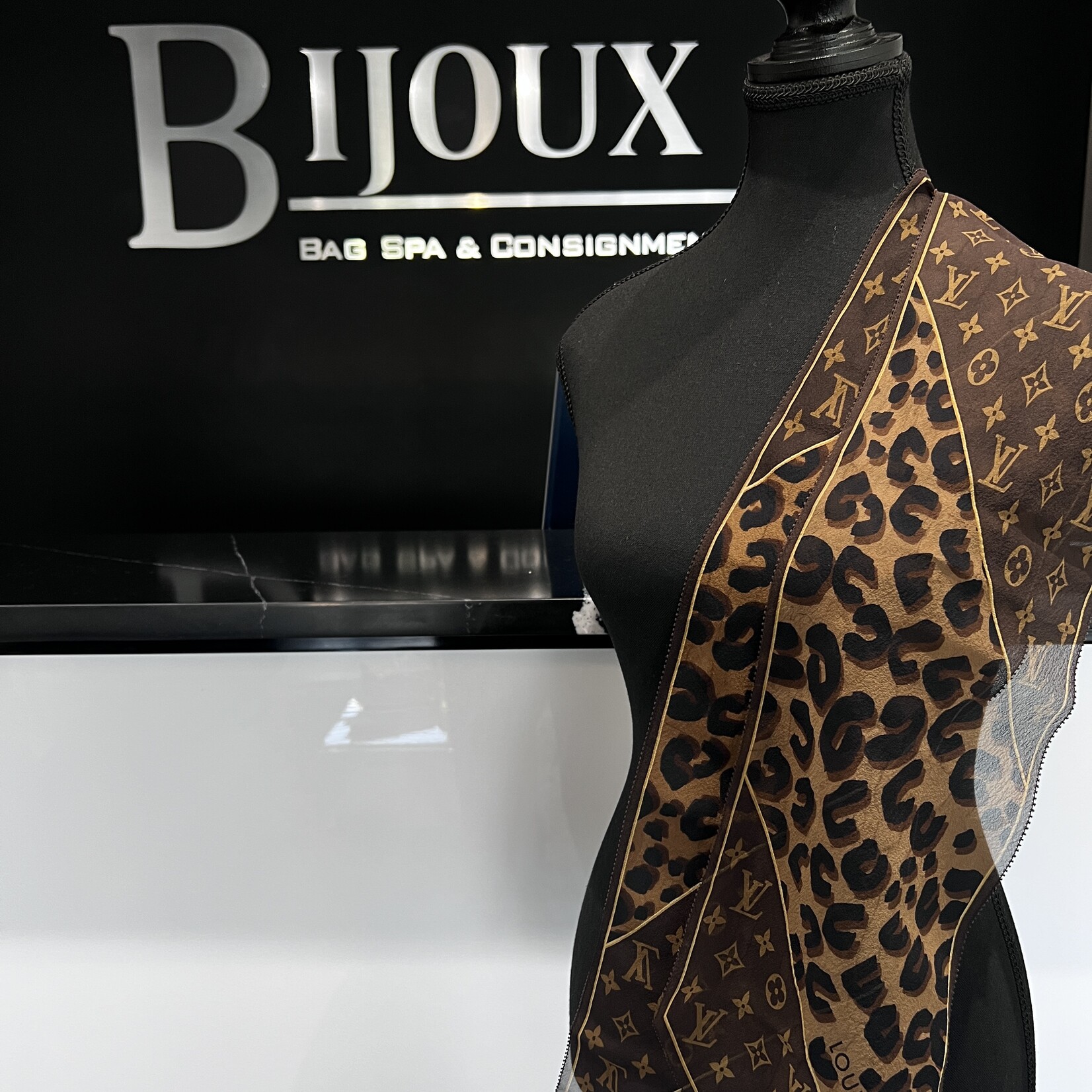 Louis Vuitton SOLD - Louis Vuitton Brown Cheetah Scarf