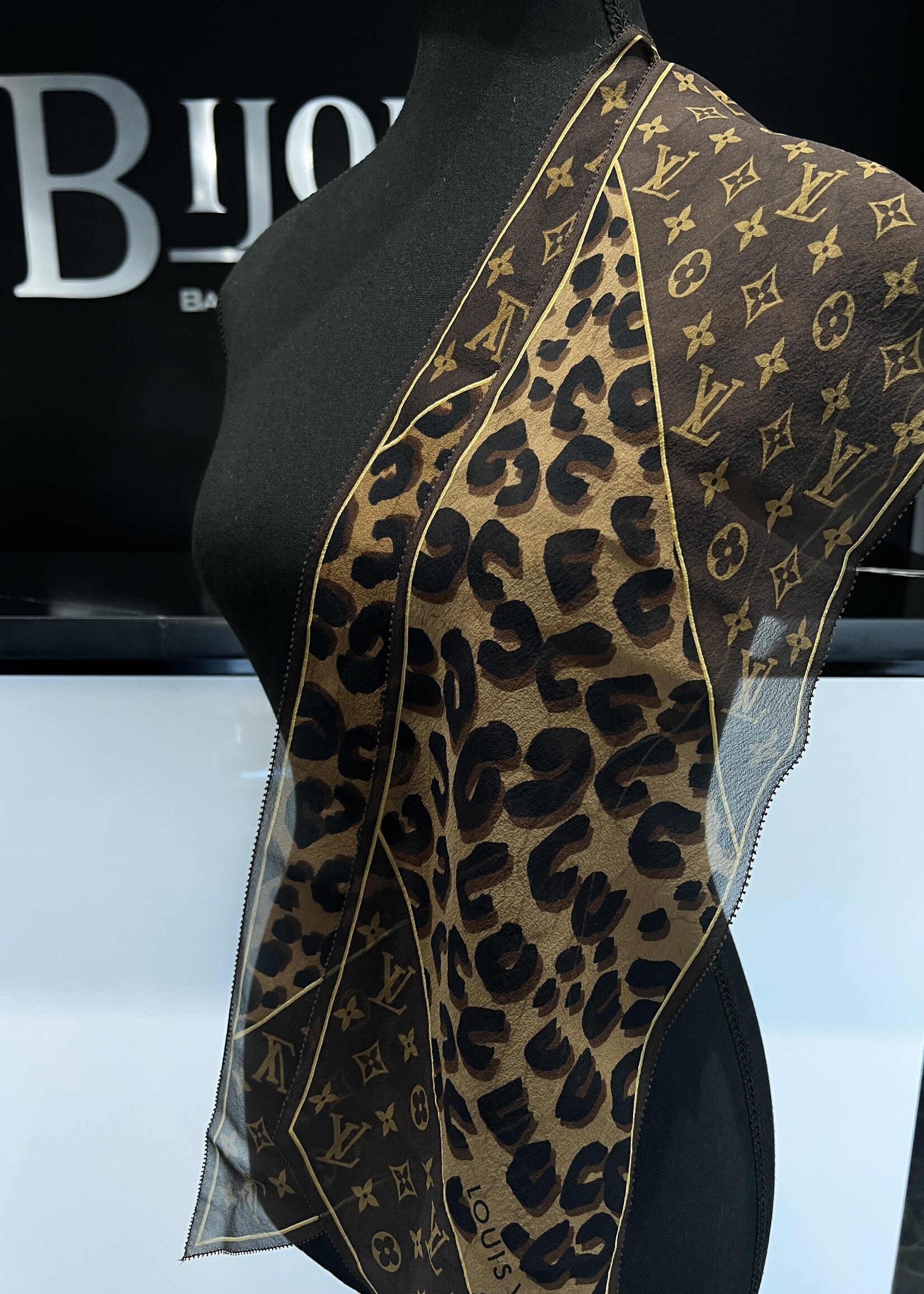 Louis Vuitton SOLD - Louis Vuitton Brown Cheetah Scarf