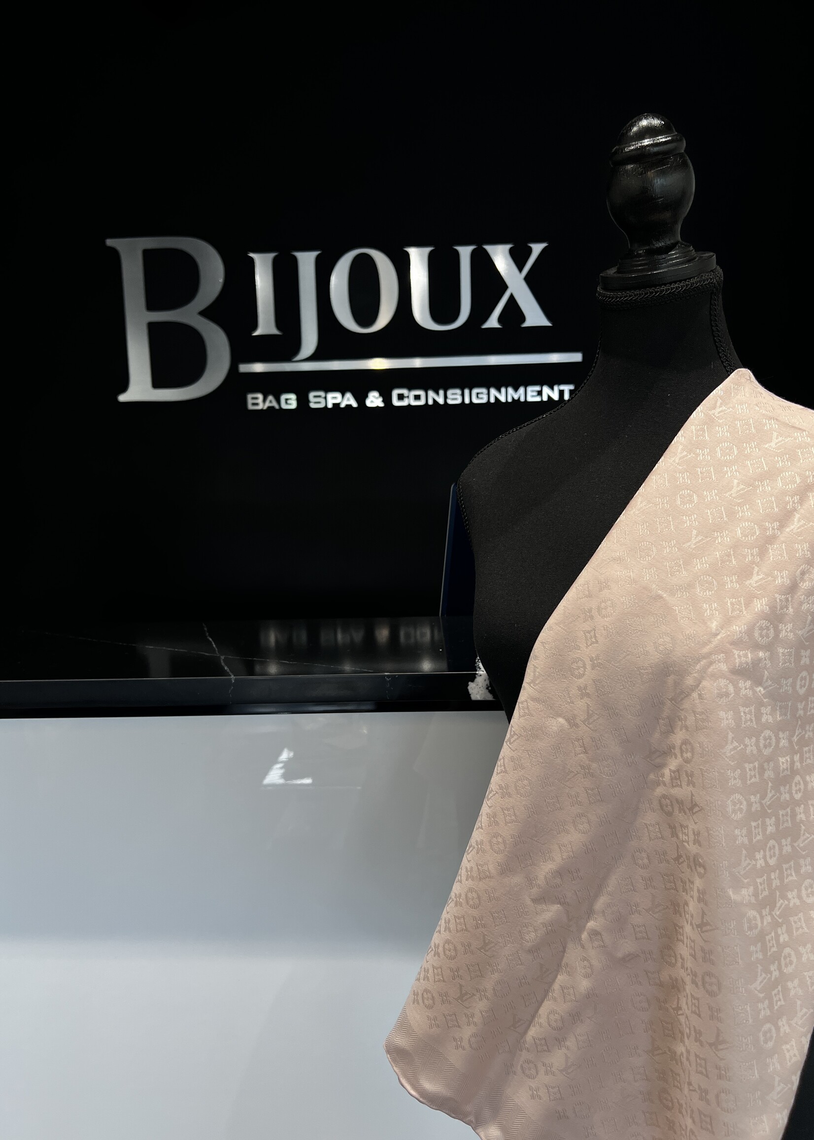 Louis Vuitton SOLD - Louis Vuitton Monogram Pink Denim Shawl Scarf