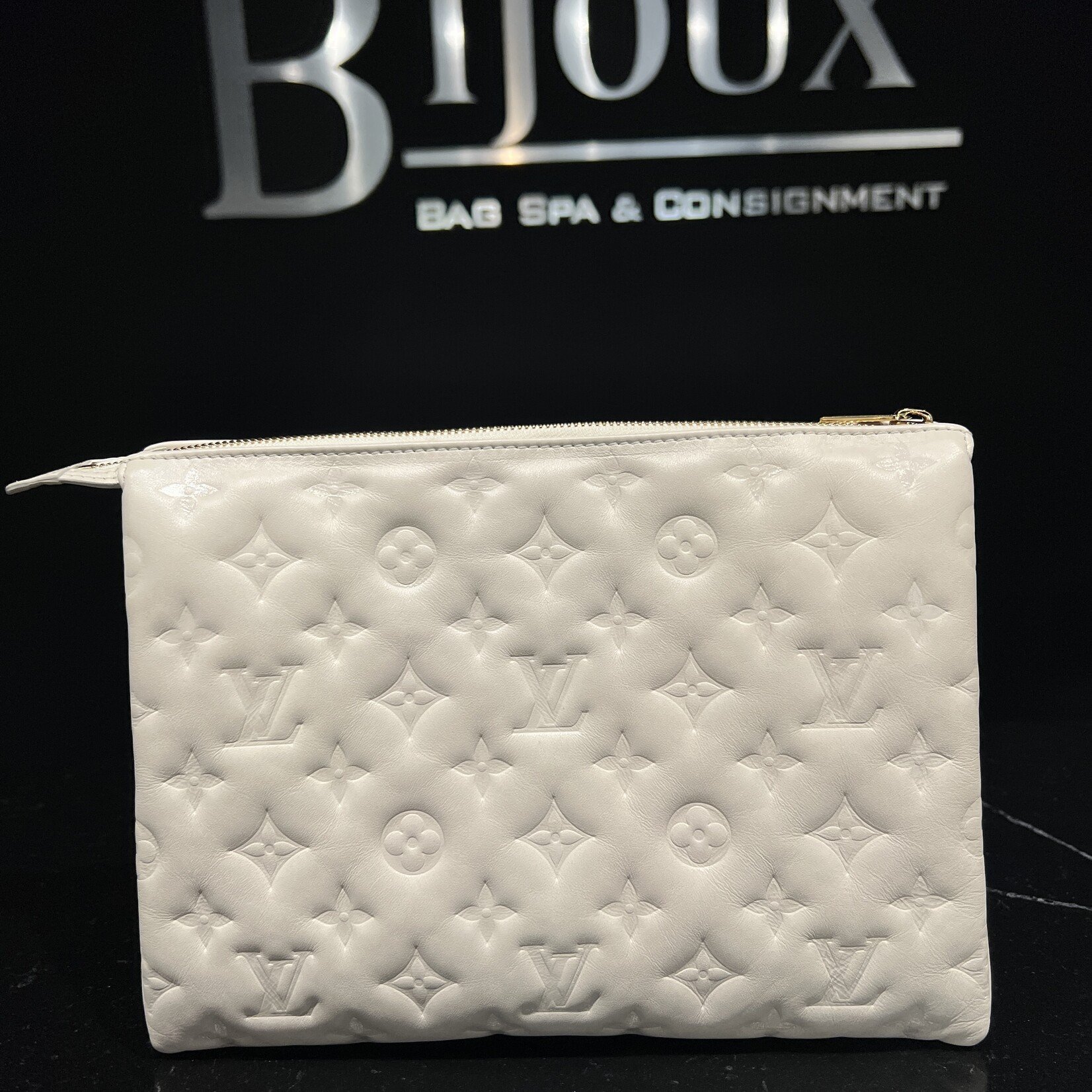 Louis Vuitton Louis Vuitton Coussin PM White