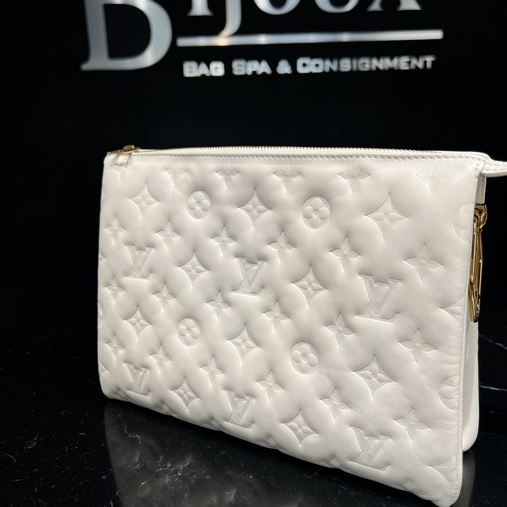 Louis Vuitton Louis Vuitton Coussin PM White