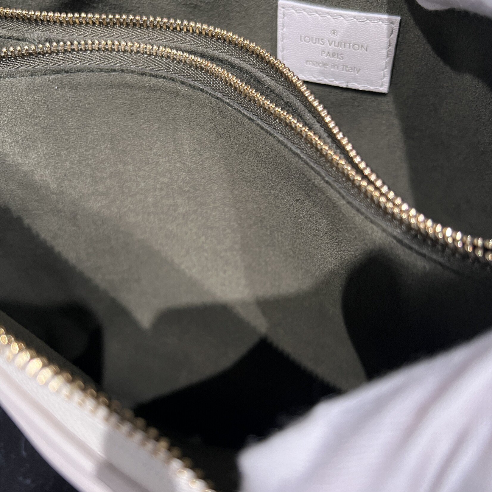 Louis Vuitton Louis Vuitton Coussin PM White