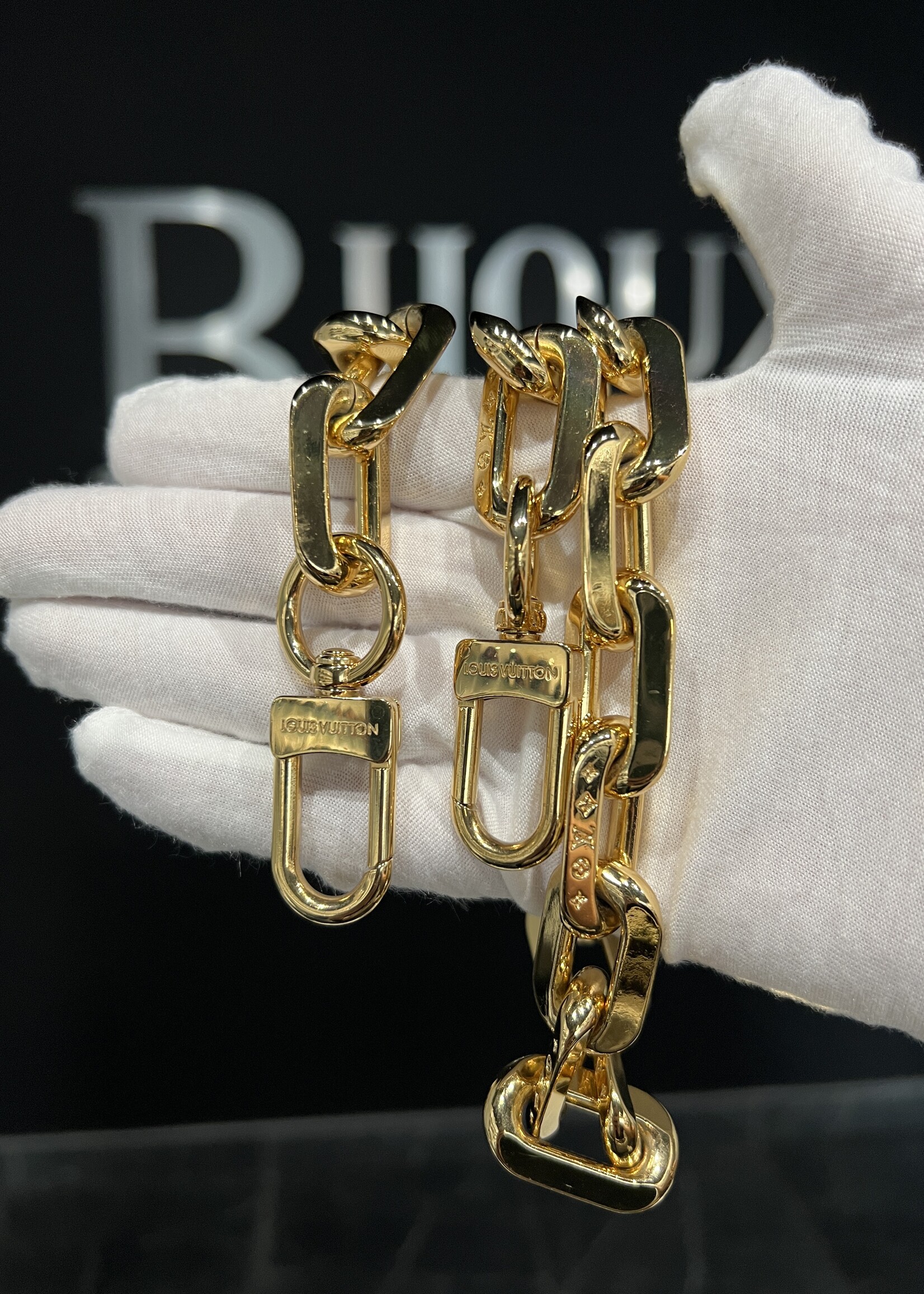 Louis Vuitton Louis Vuitton Coussin PM White