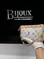 Louis Vuitton Louis Vuitton LV x Murakami Pochette Accessoires