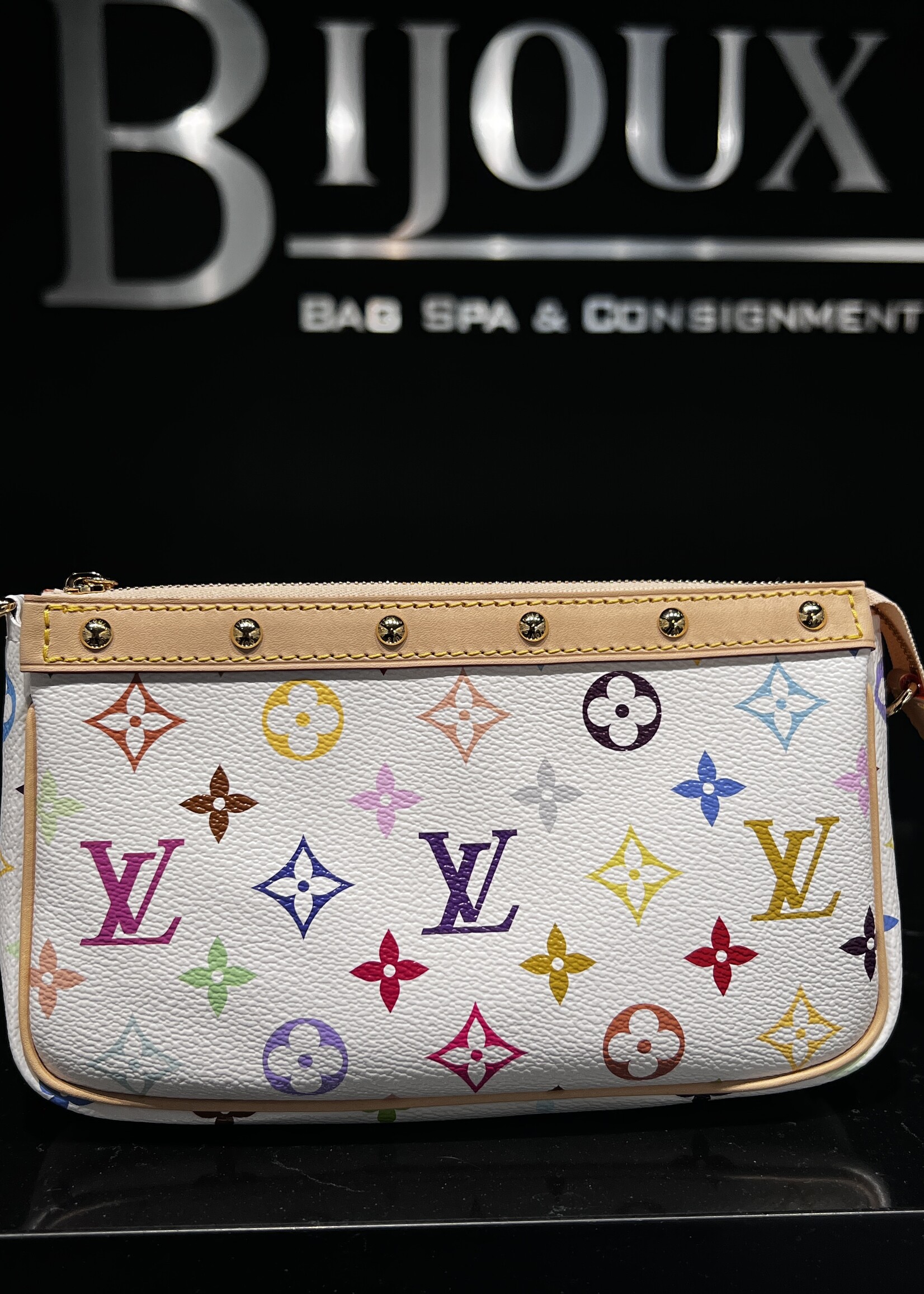 Louis Vuitton Louis Vuitton LV x Murakami Pochette Accessoires