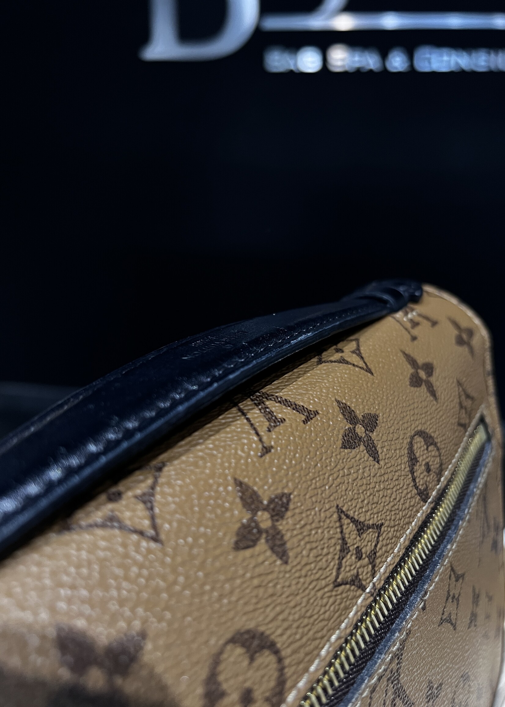 Louis Vuitton SOLD - Louis Vuitton Pochette Metis Reverse