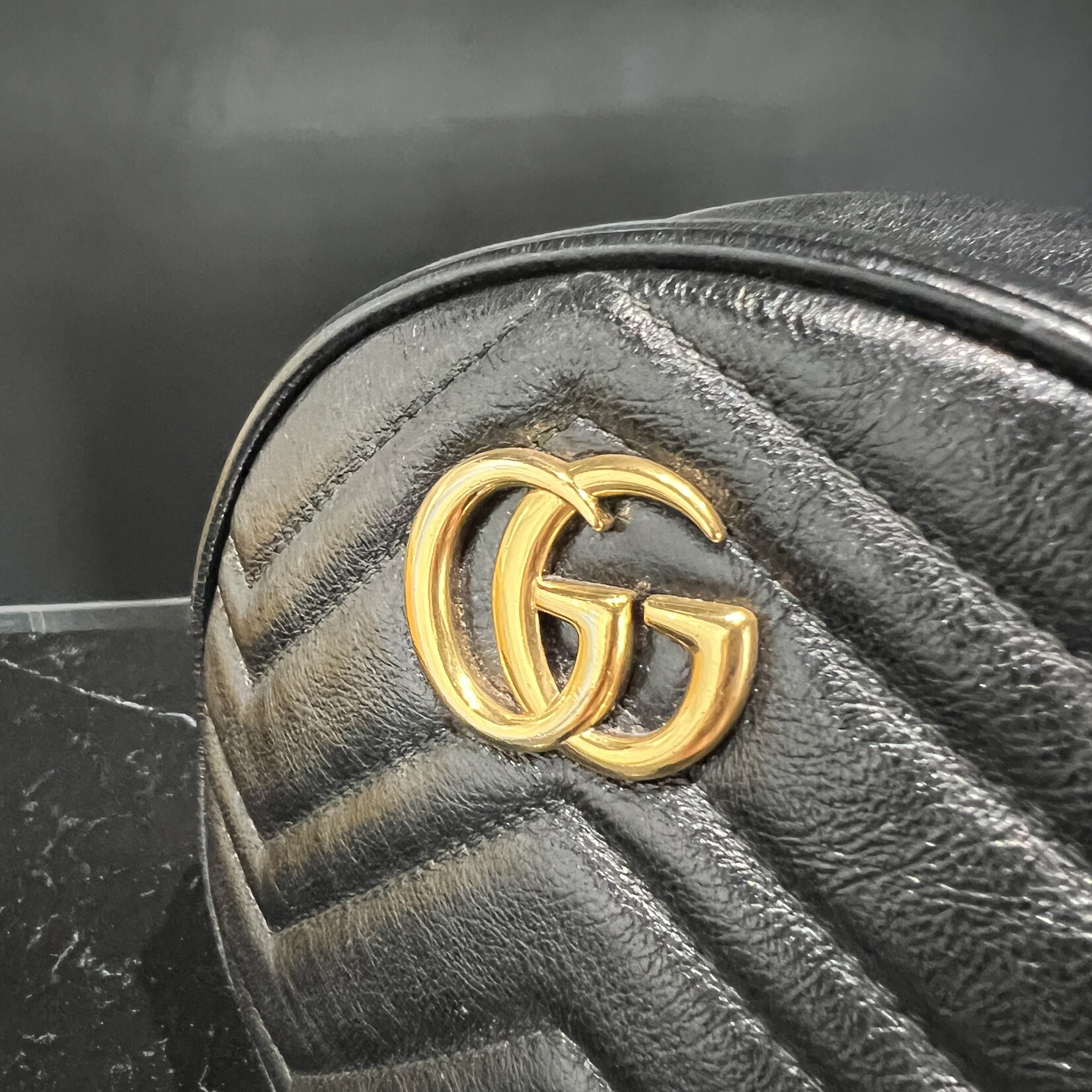 Gucci Gucci Marmont Mini Round Bag