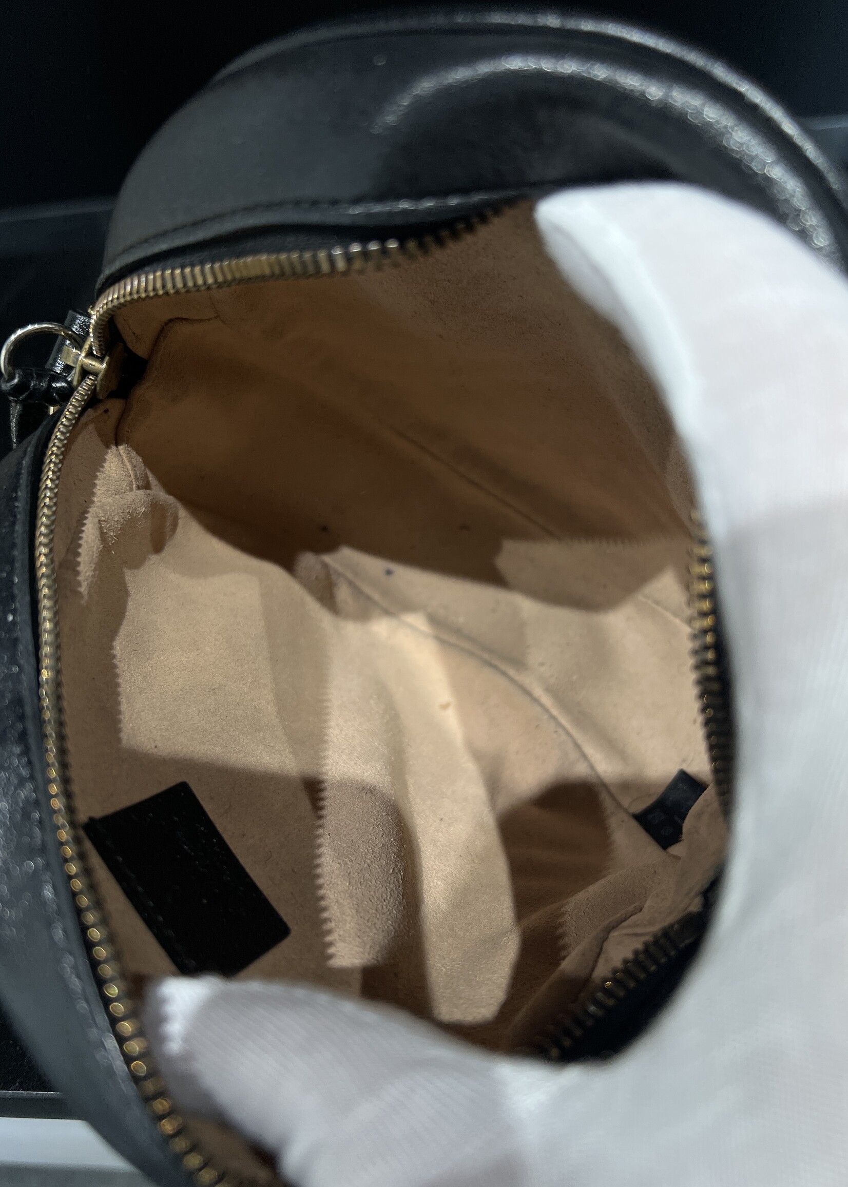 Gucci Gucci Marmont Mini Round Bag