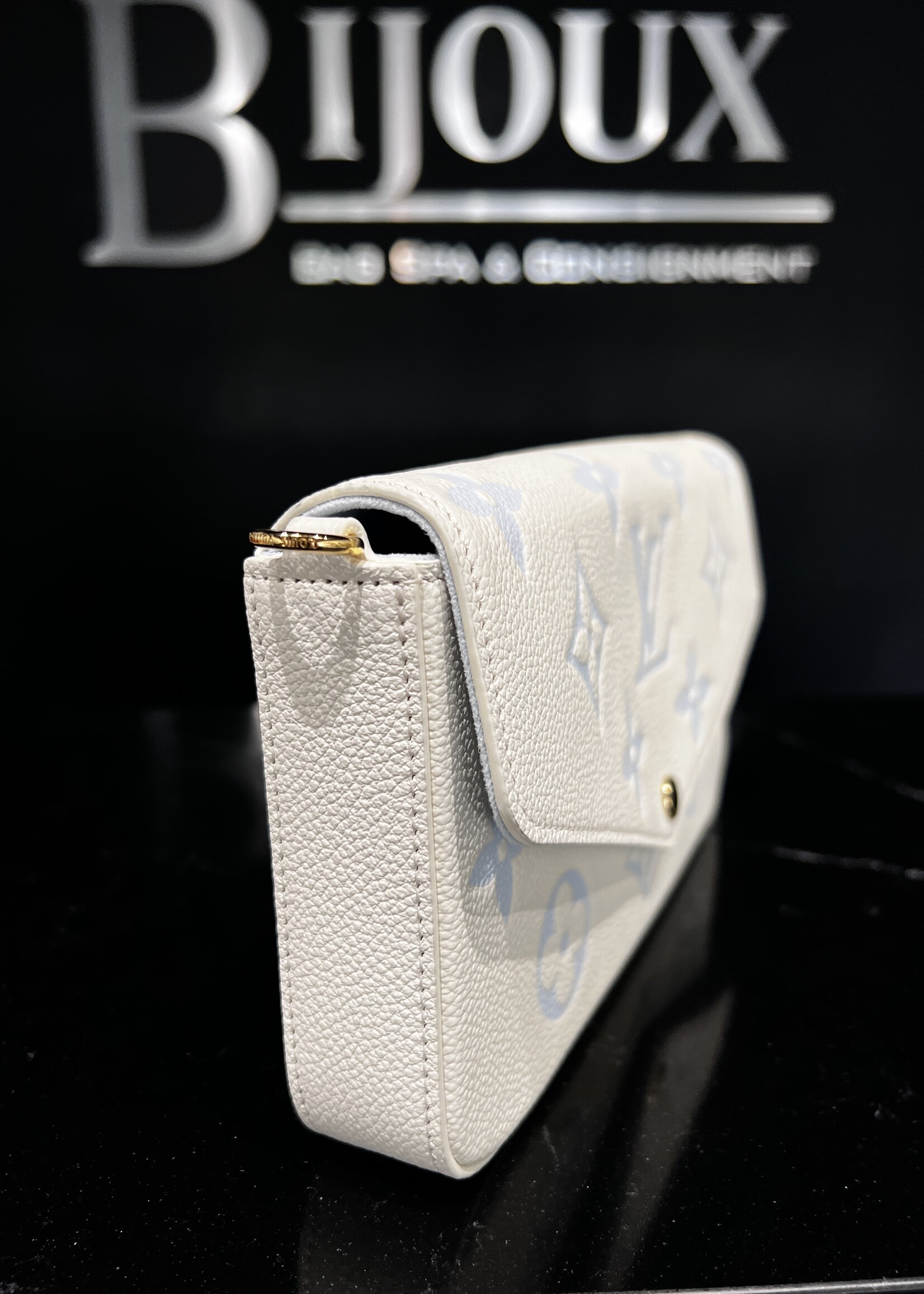 Louis Vuitton SOLD- Louis Vuitton Felicie pochette Bicolor