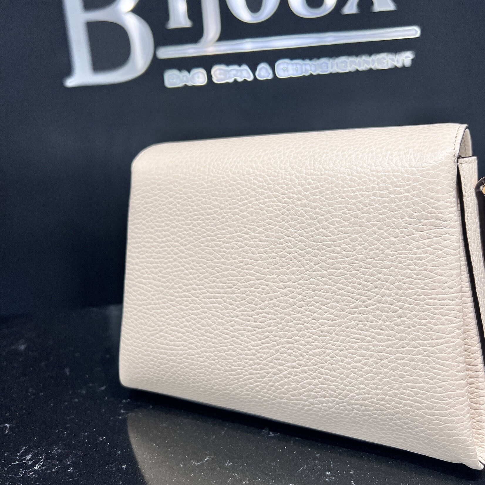 Gucci Gucci Small White Dollar Bag