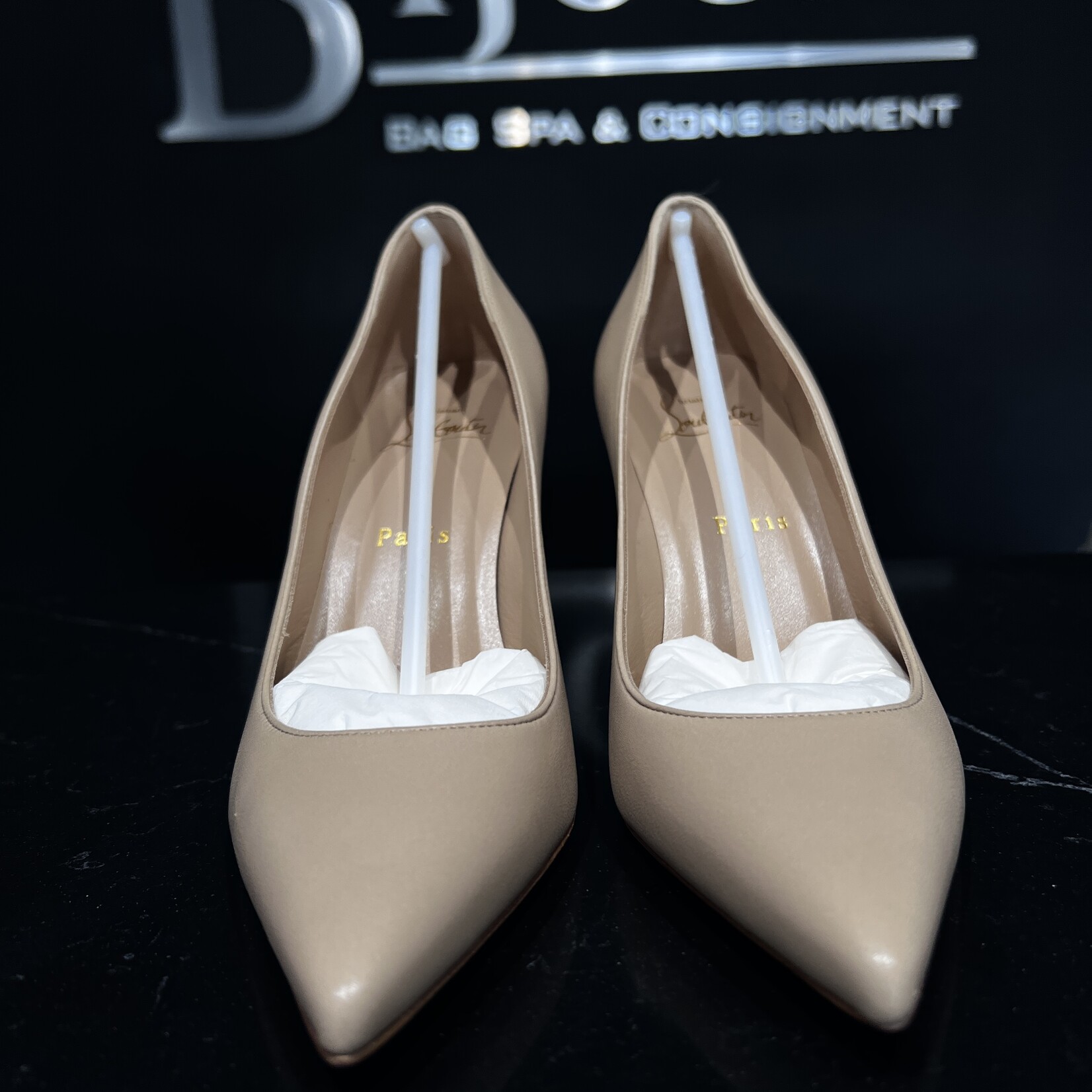 Christian Louboutin Christian Louboutin Kate Nude 85 - 36.5