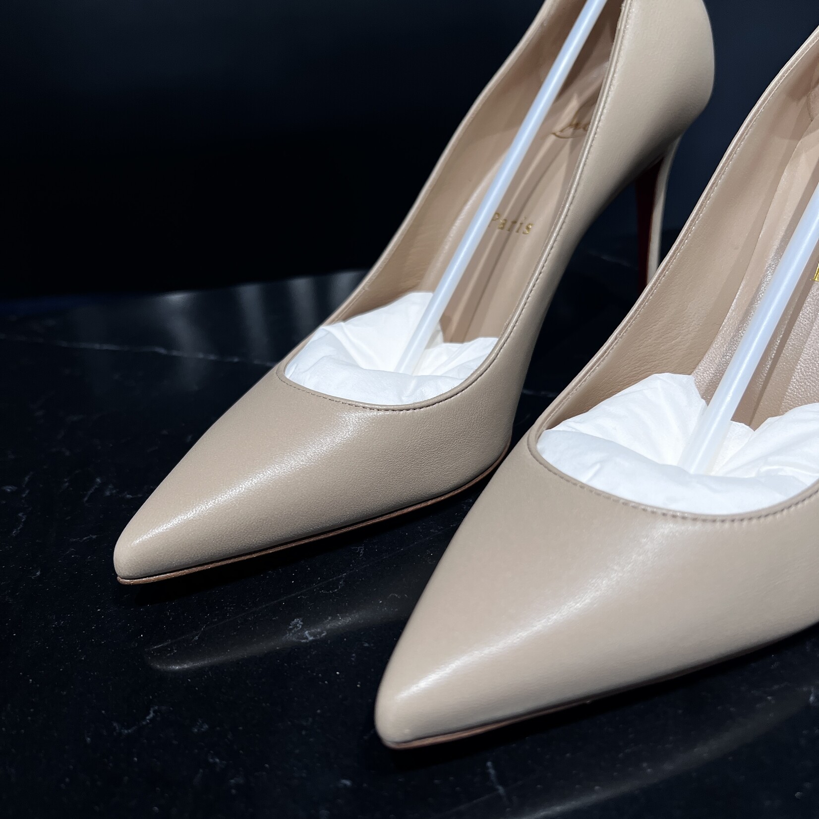 Christian Louboutin Christian Louboutin Kate Nude 85 - 36.5