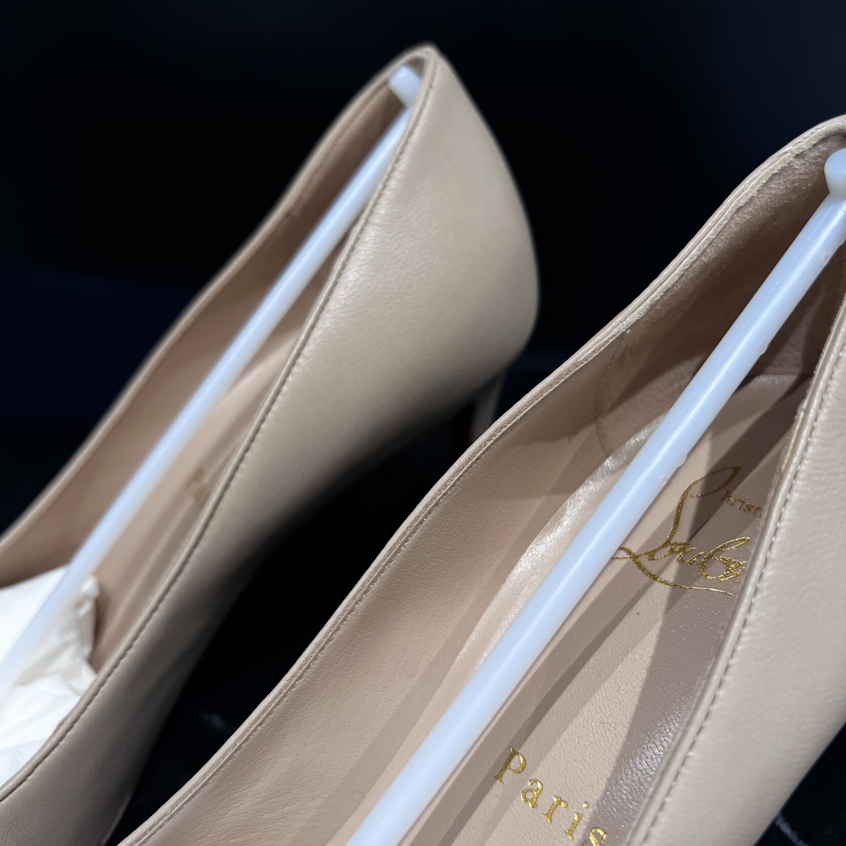 Christian Louboutin Christian Louboutin Kate Nude 85 - 36.5