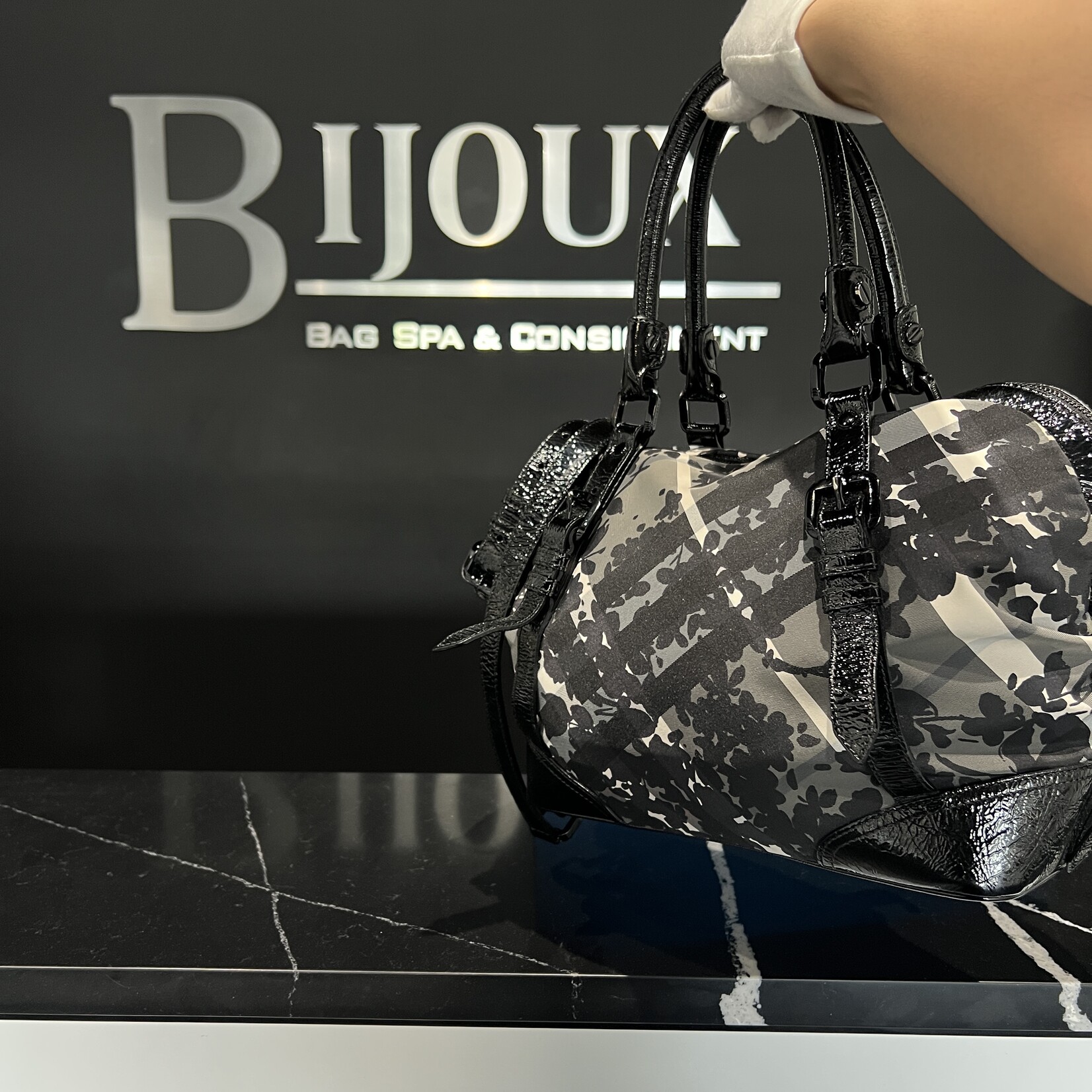 Burberry Burberry Patent Nylon Beat Check Floral Print Hobo Black