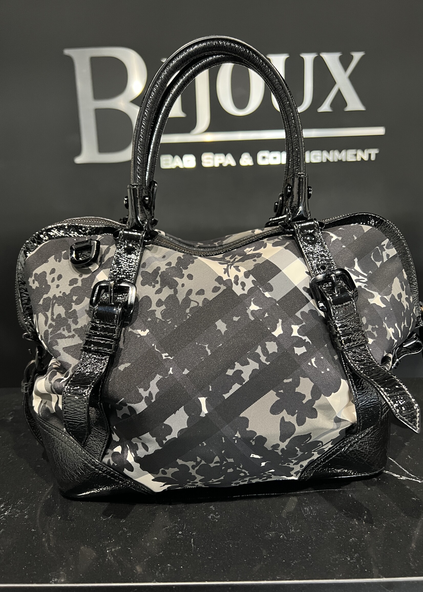 Burberry Burberry Patent Nylon Beat Check Floral Print Hobo Black