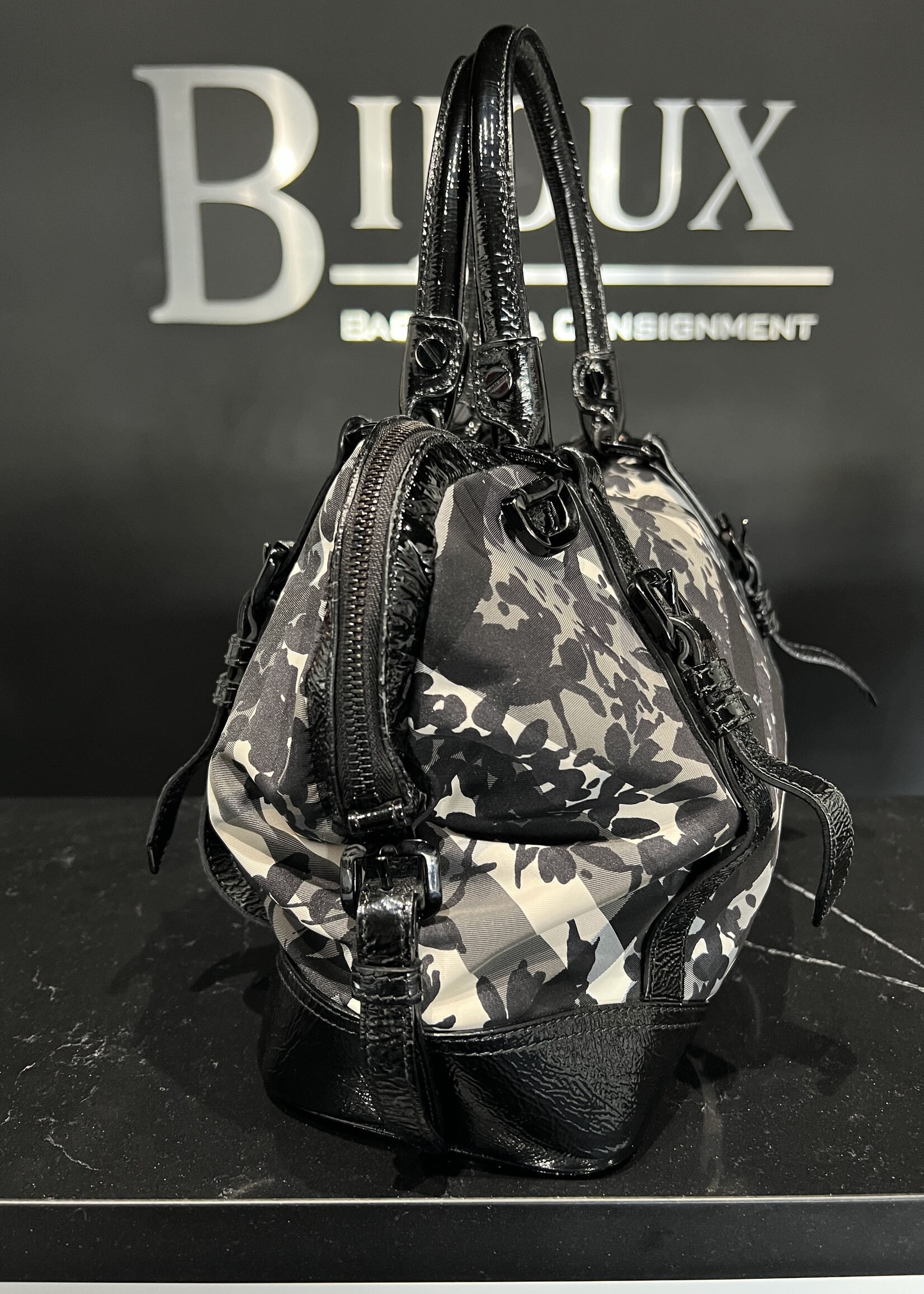 Burberry Burberry Patent Nylon Beat Check Floral Print Hobo Black