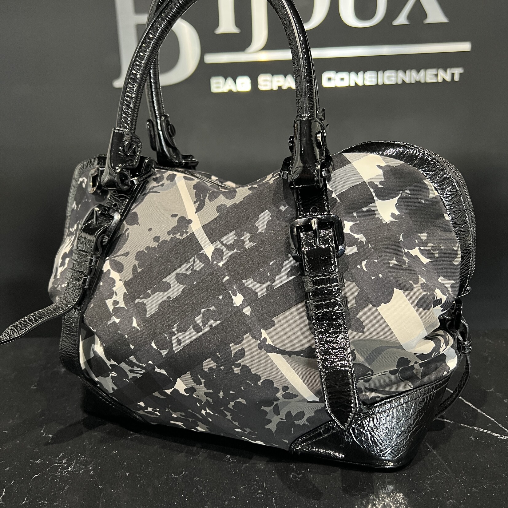 Burberry Burberry Patent Nylon Beat Check Floral Print Hobo Black