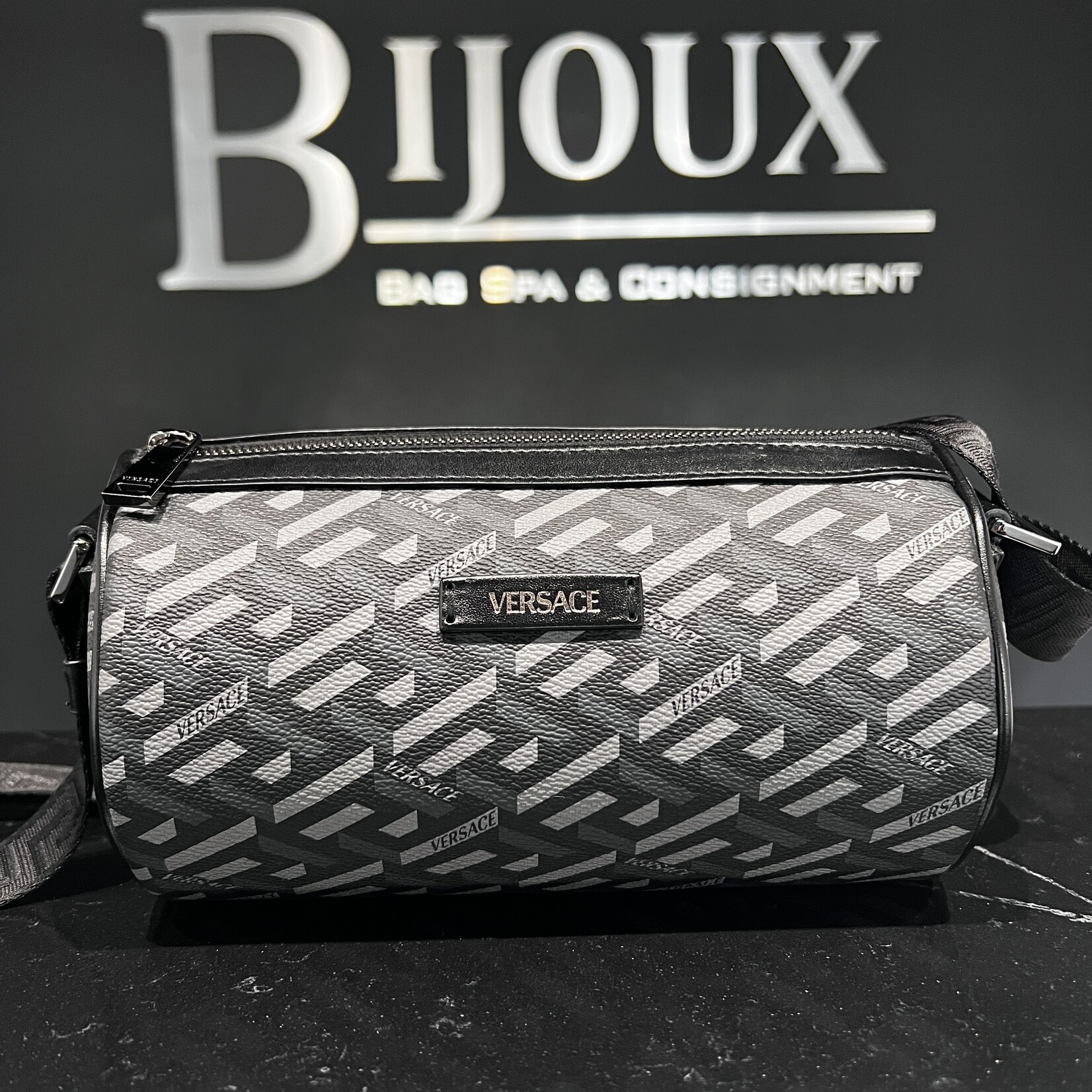 Versace Versace Le Greca Crossbody