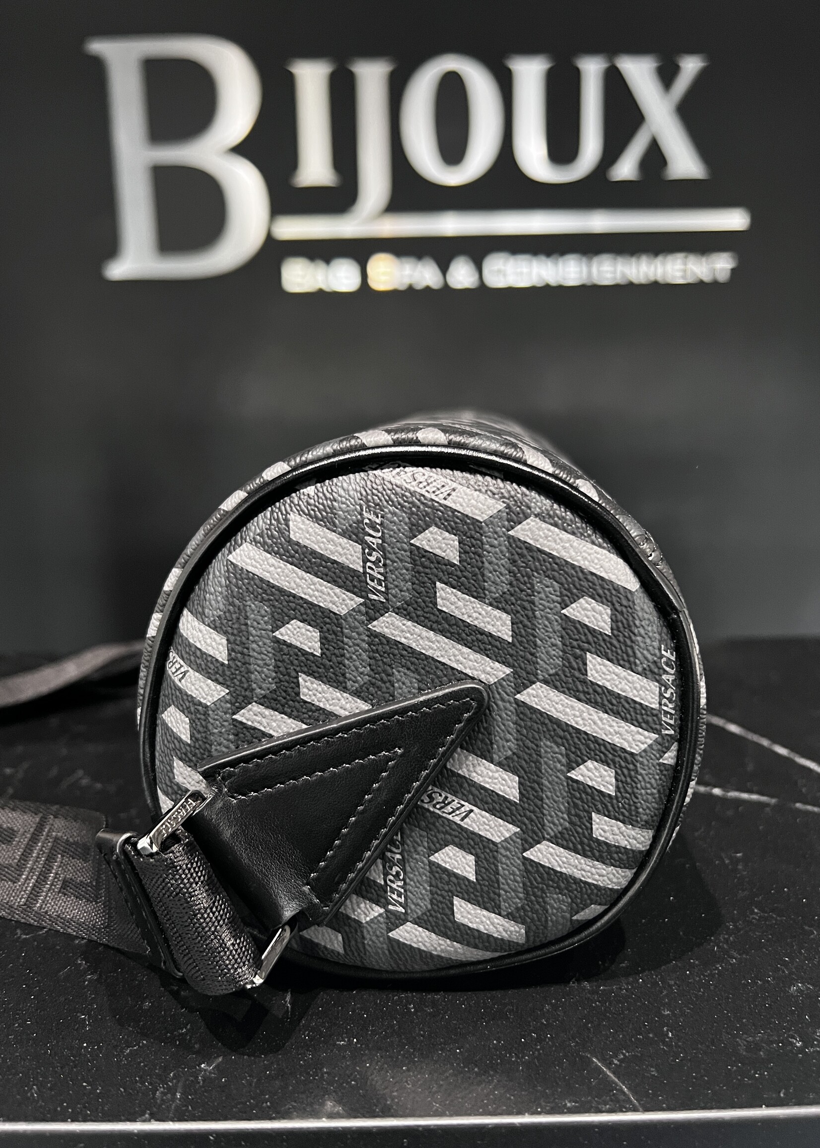 Versace Versace Le Greca Crossbody