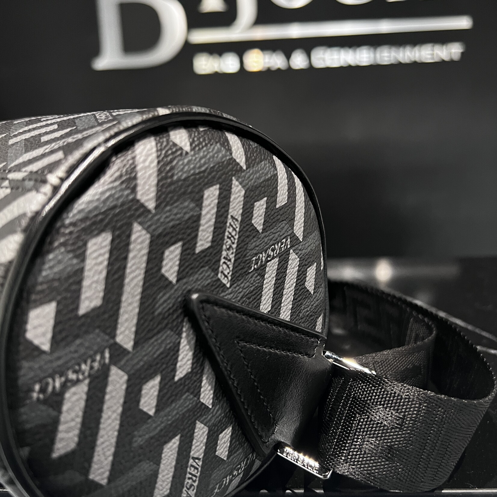 Versace Versace Le Greca Crossbody