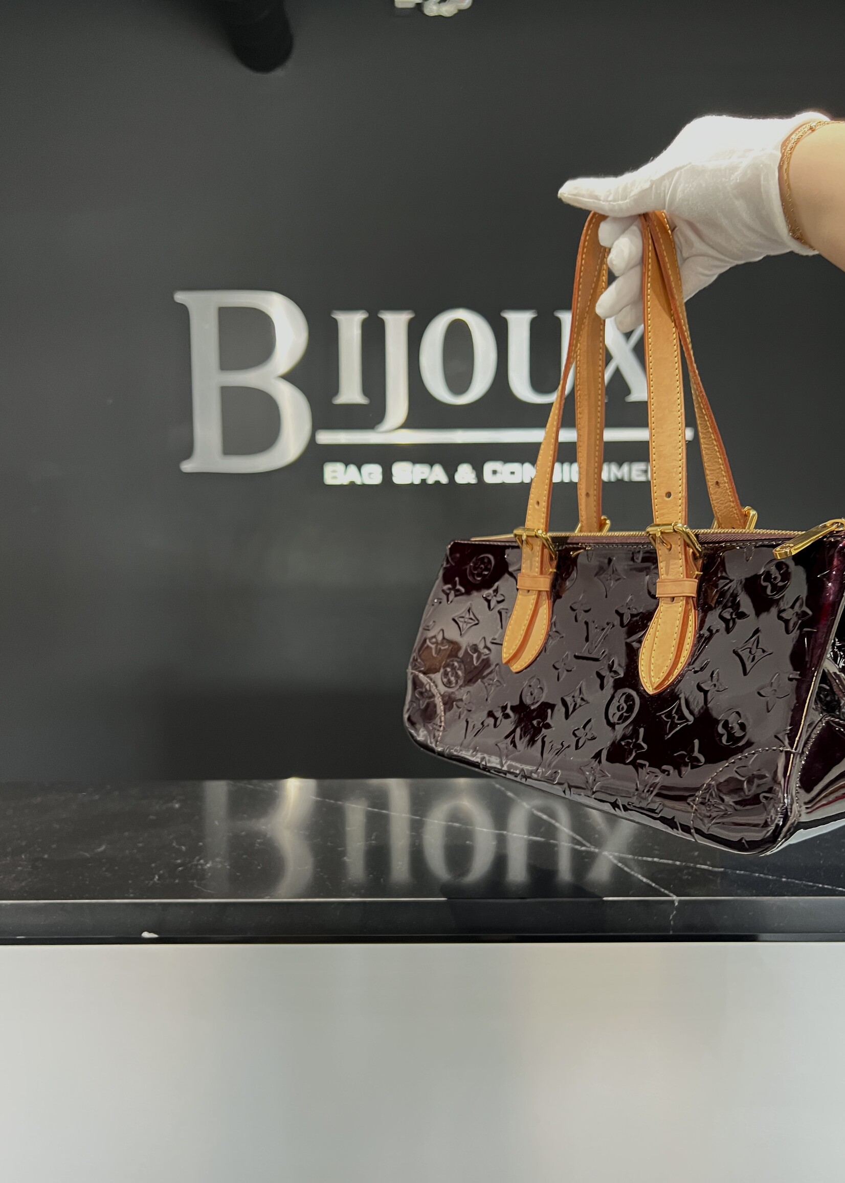 Louis Vuitton SOLD- Louis Vuitton Rosewood Avenue