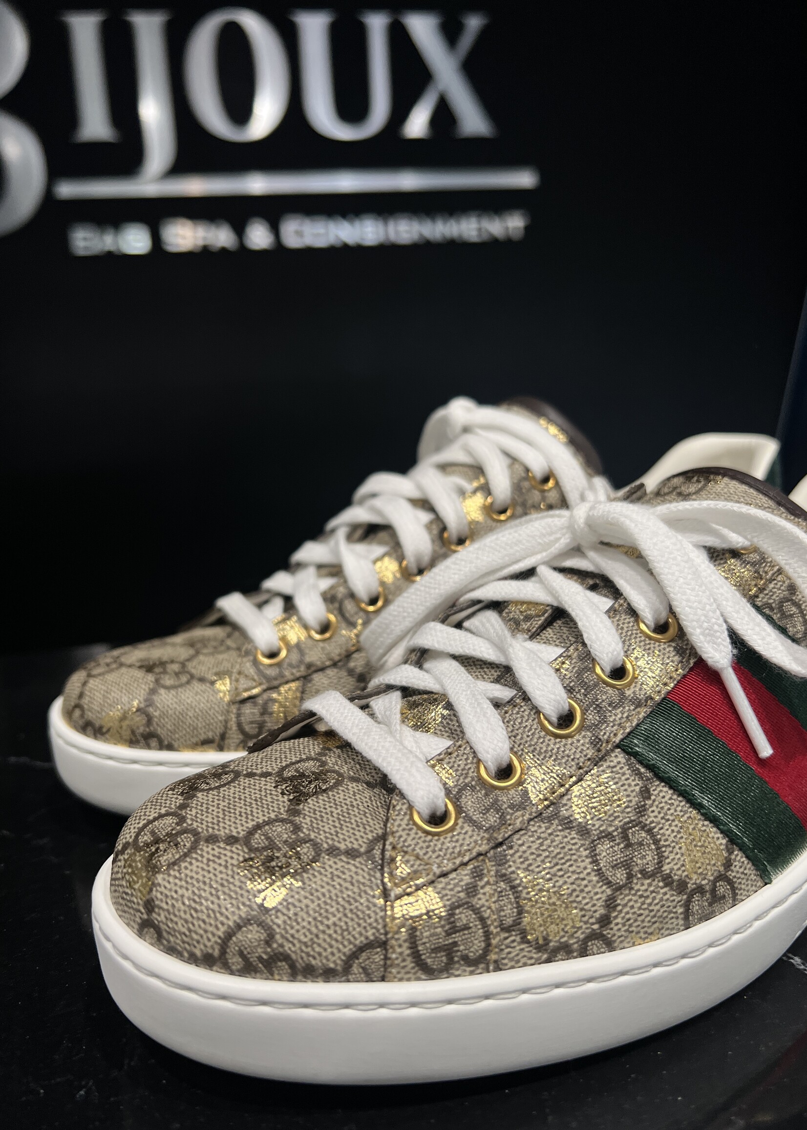 Gucci SOLD - Gucci Ace Bee Sneaker 7 M/ 9 W