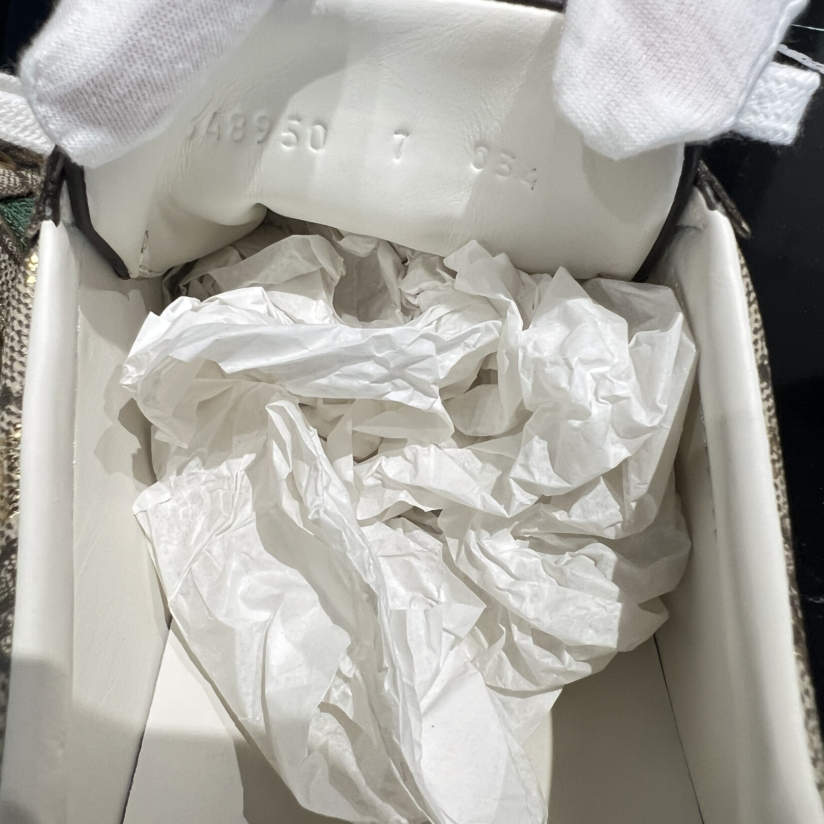 Gucci Gucci Ace Bee Sneaker 7 M/ 9 W