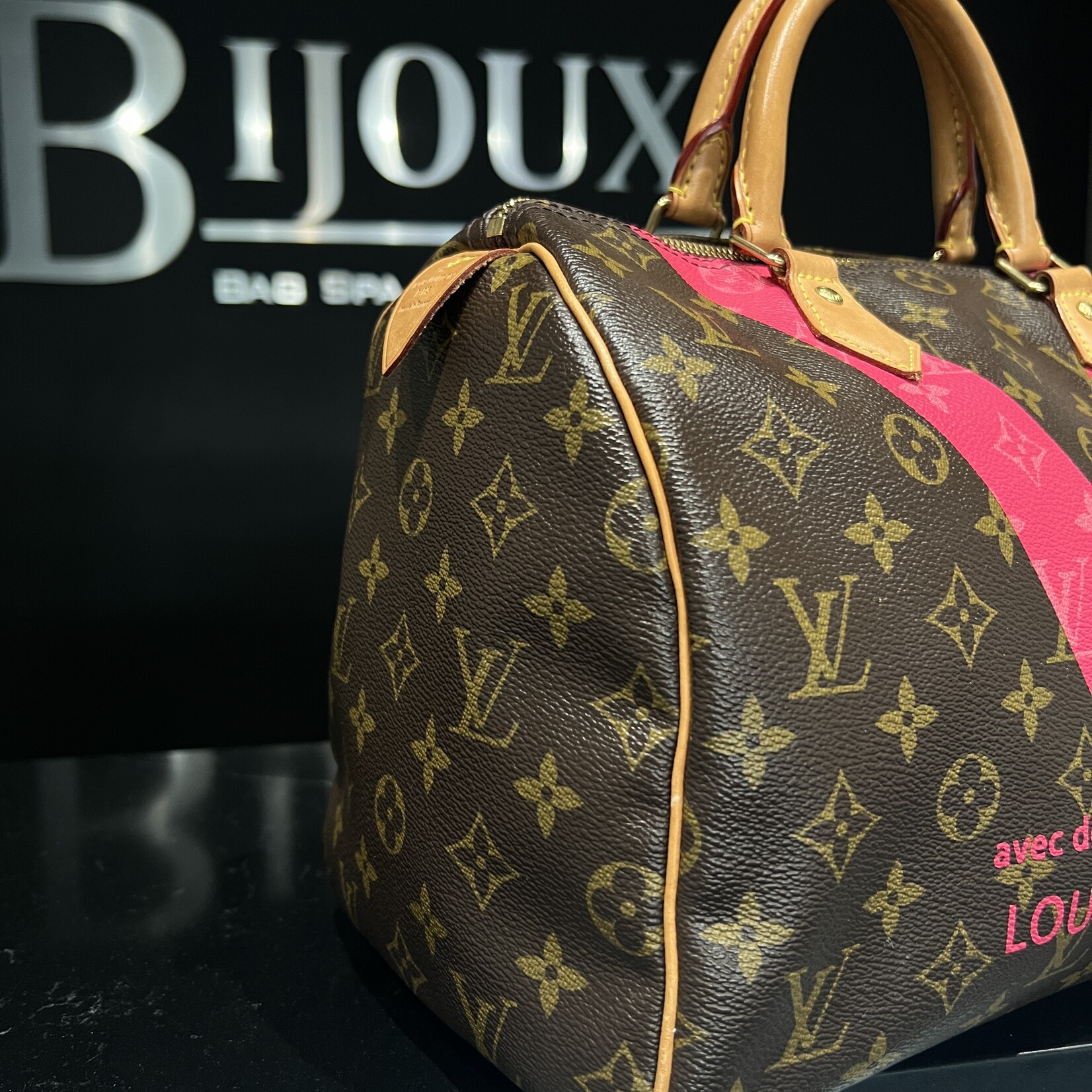 Louis Vuitton Louis Vuitton Limited Edition V Speedy 30