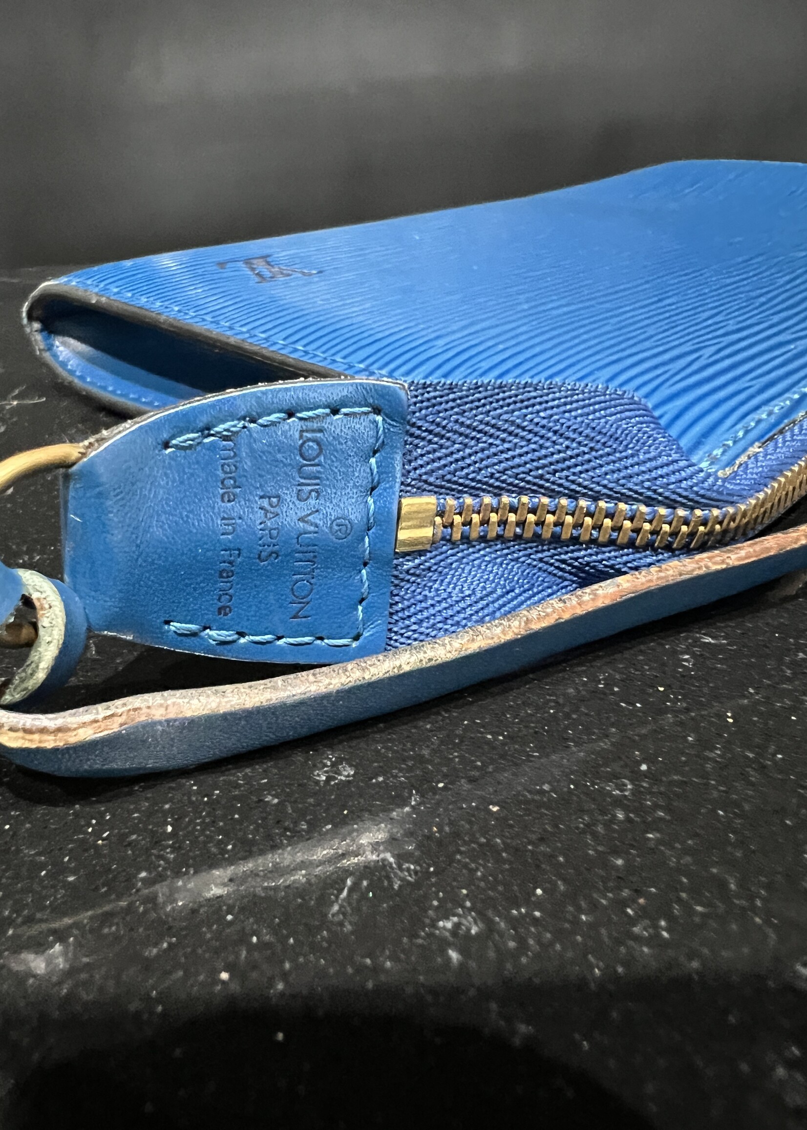 Louis Vuitton Louis Vuitton Epi Pochette 24