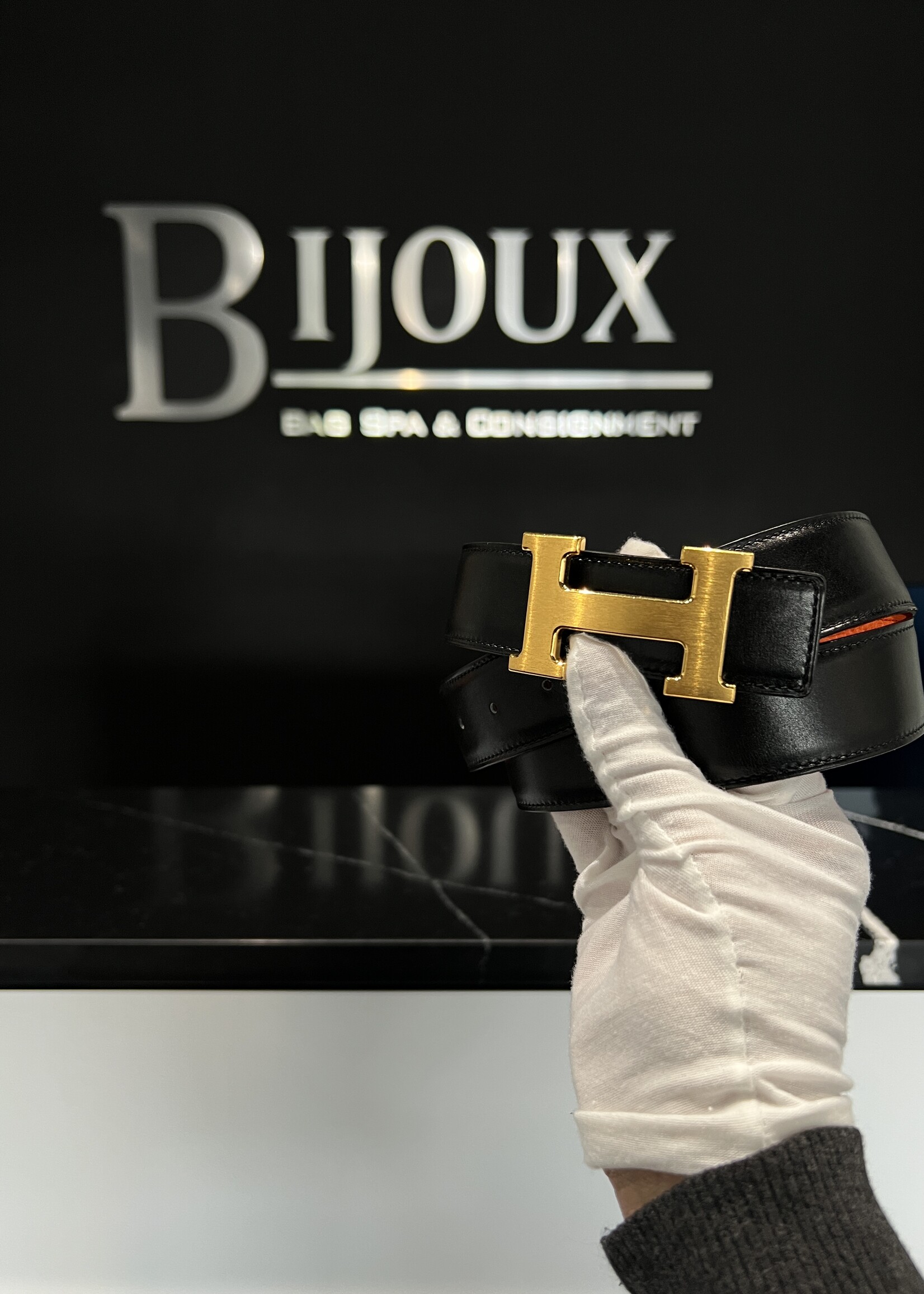 Hermes SOLD- Hermes Box Togo H Belt 90