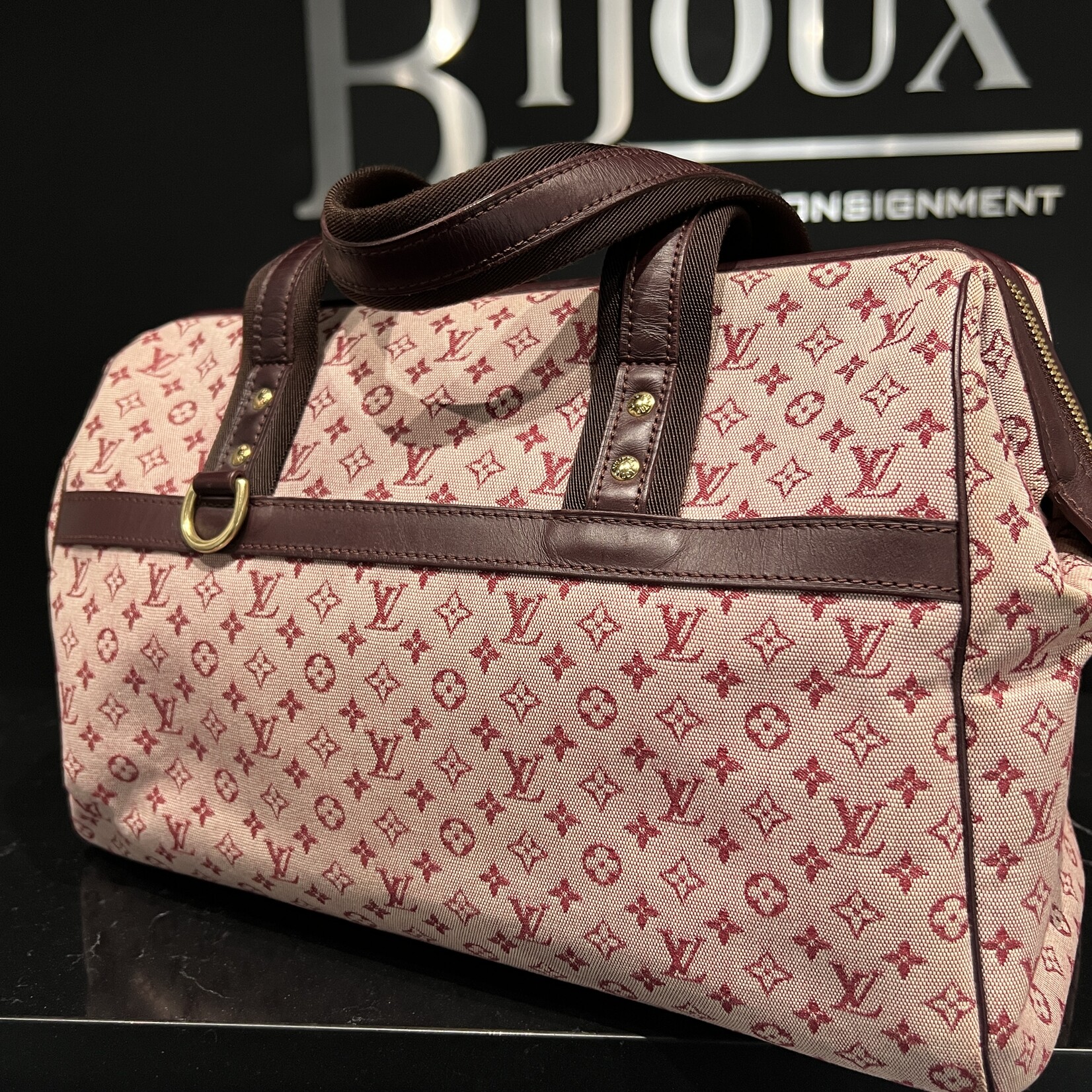 Louis Vuitton Louis Vuitton Mini Lin Josephine