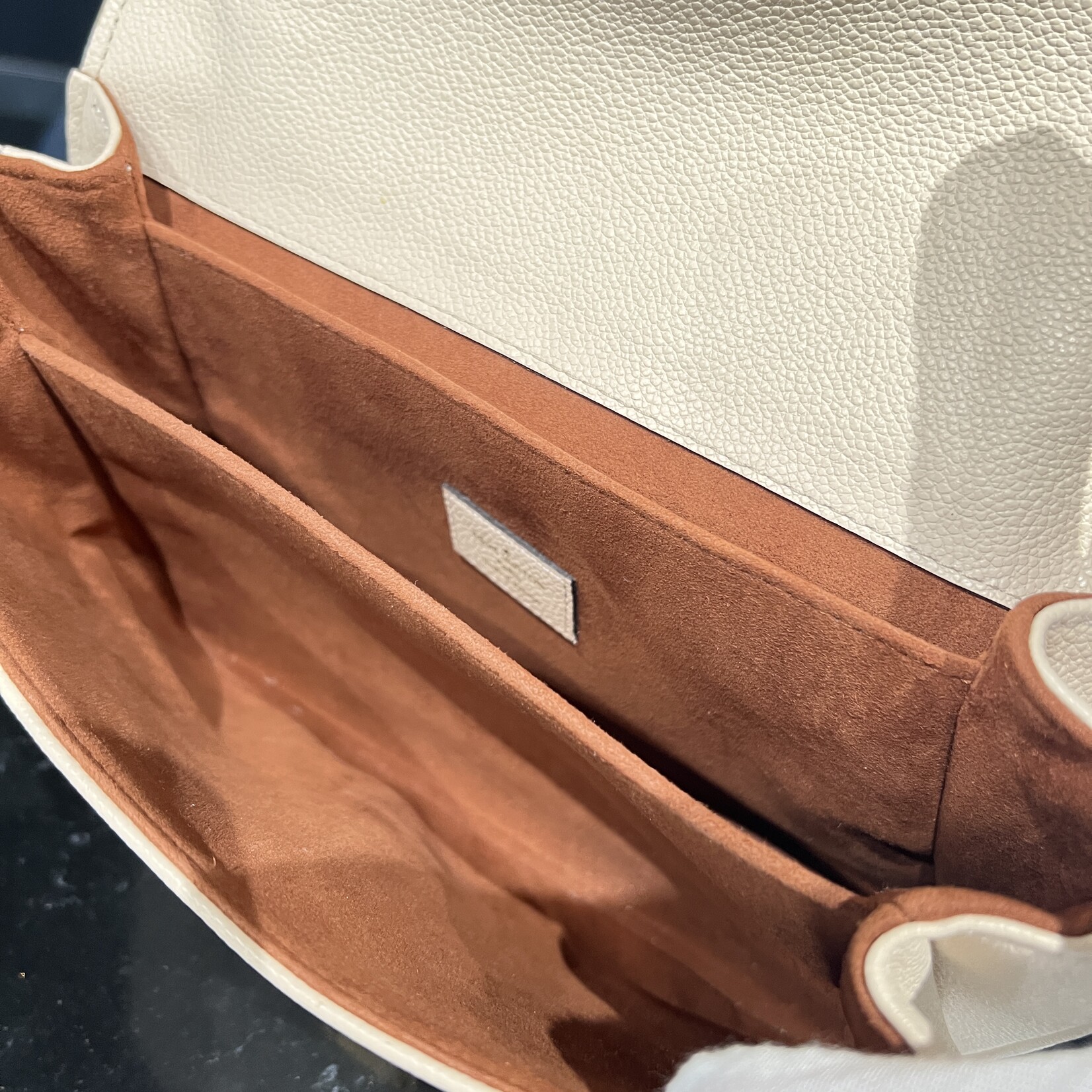 Louis Vuitton Louis Vuitton Pochette Metis