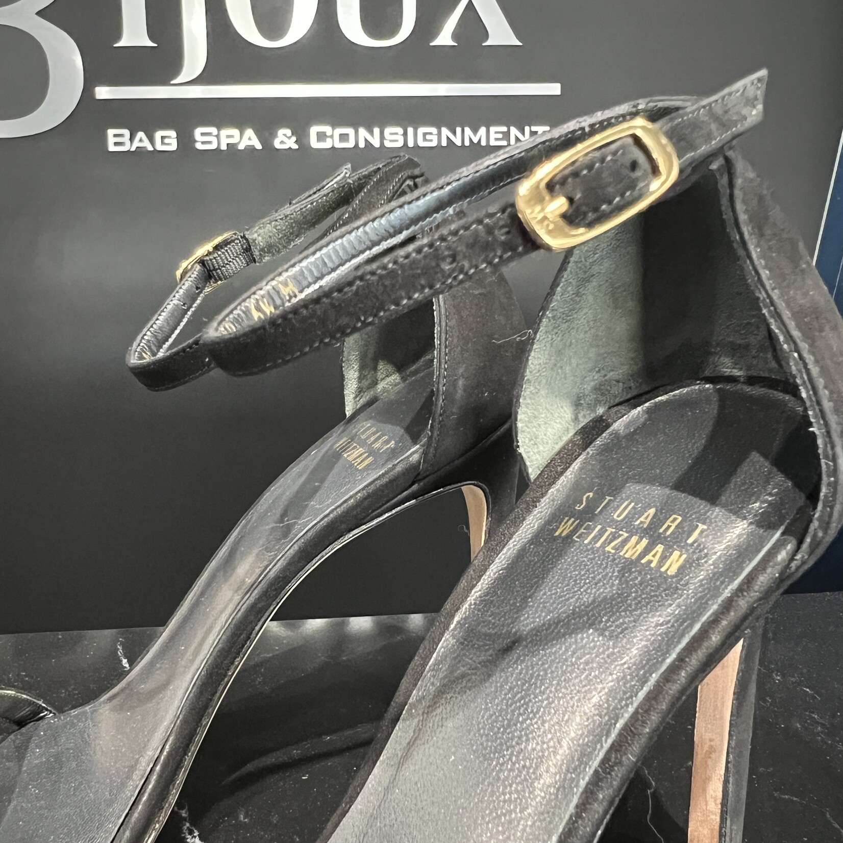 Stuart Weitzman Stuart Weitzman Black Nudist Bump Heels