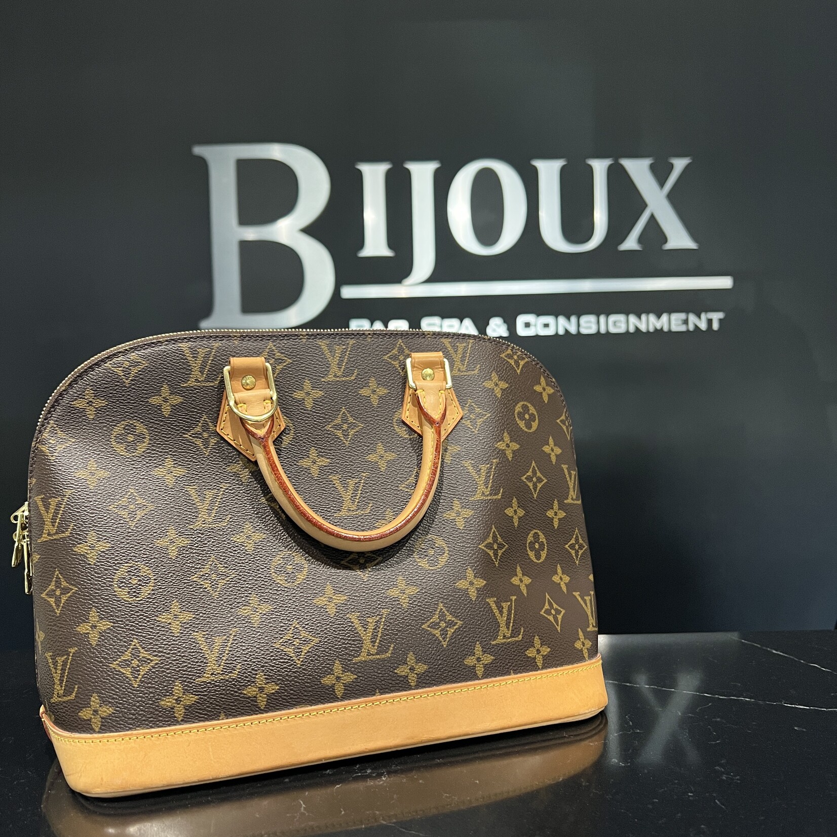 Louis Vuitton SOLD - Louis Vuitton Alma PM Monogram