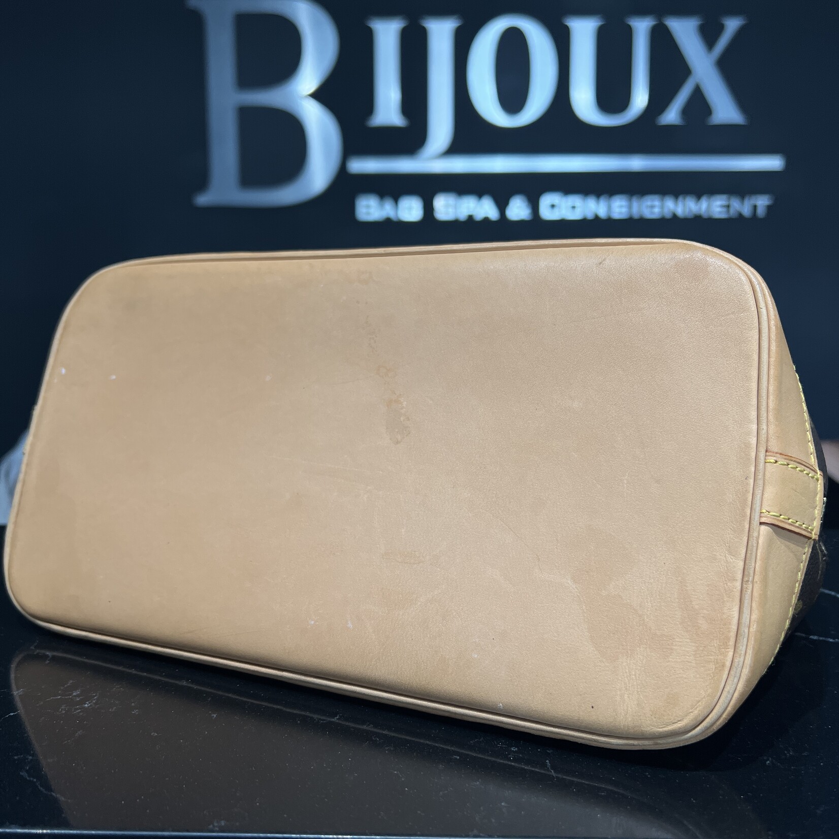 Louis Vuitton SOLD - Louis Vuitton Alma PM Monogram