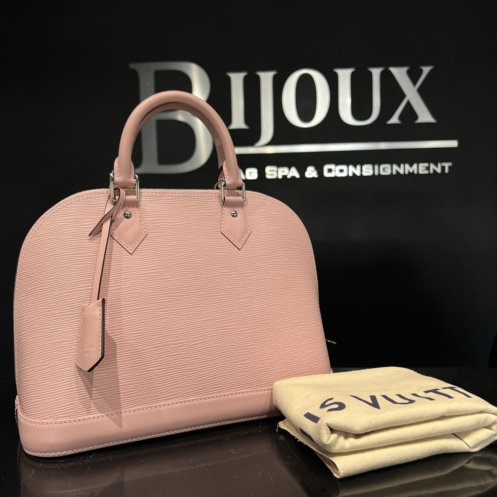 Louis Vuitton Louis Vuitton Alma PM Epi Leather Pink