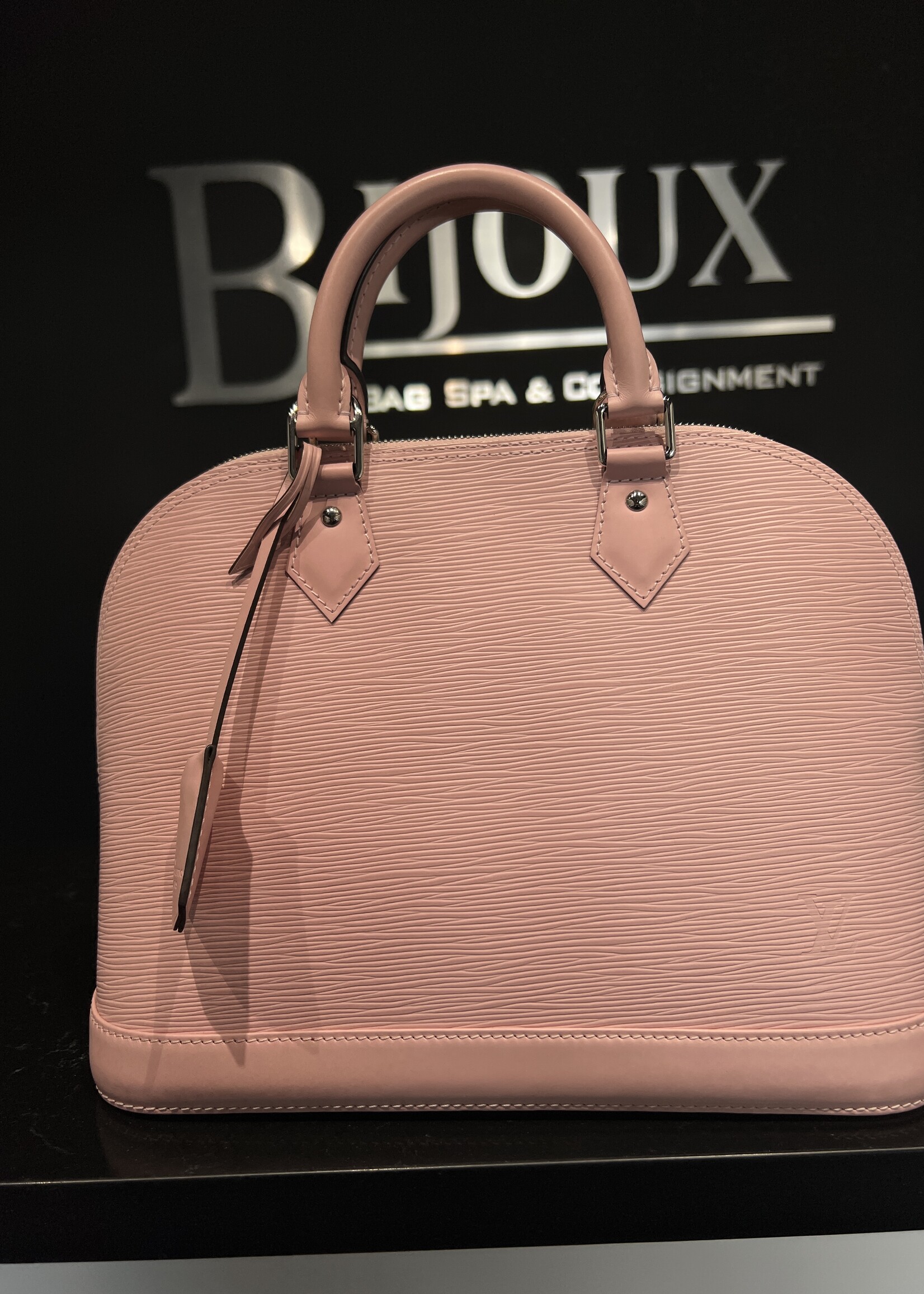 Louis Vuitton Louis Vuitton Alma PM Epi Leather Pink